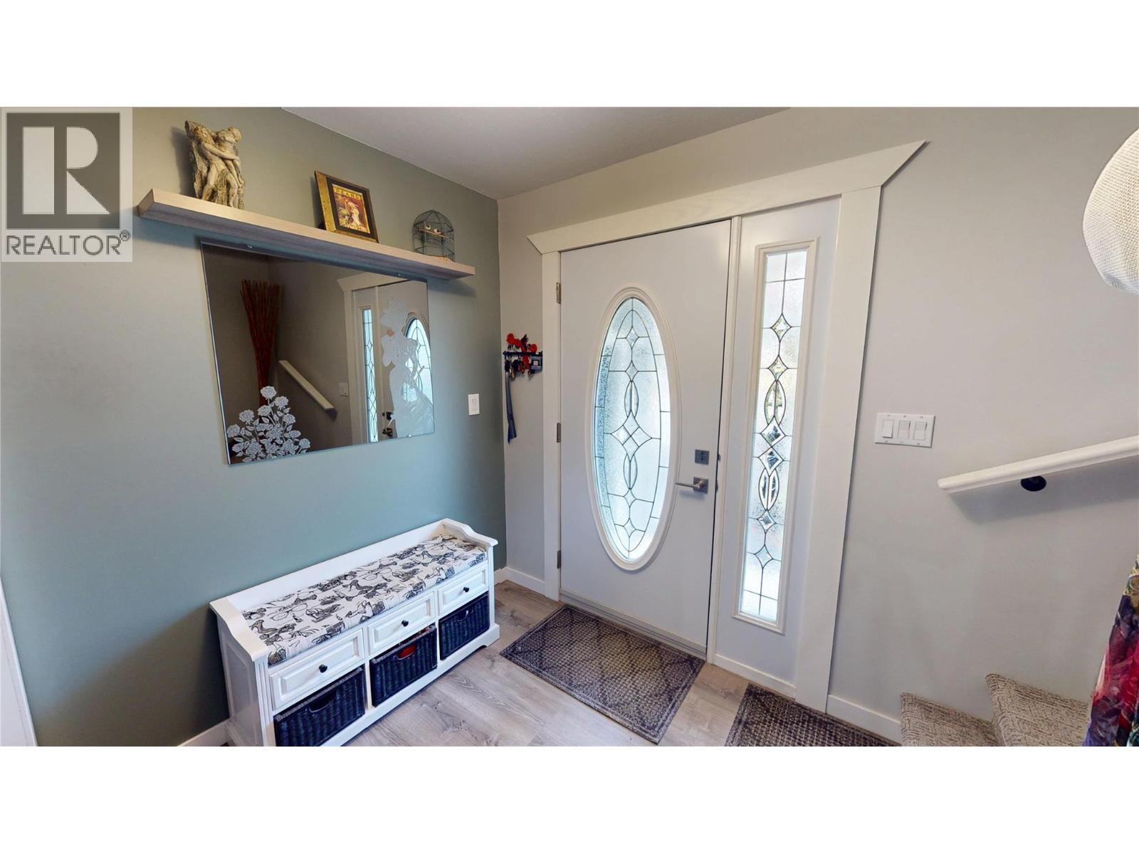 10 Mt Trinity Avenue, Fernie, British Columbia  V0B 1M3 - Photo 8 - 10382520