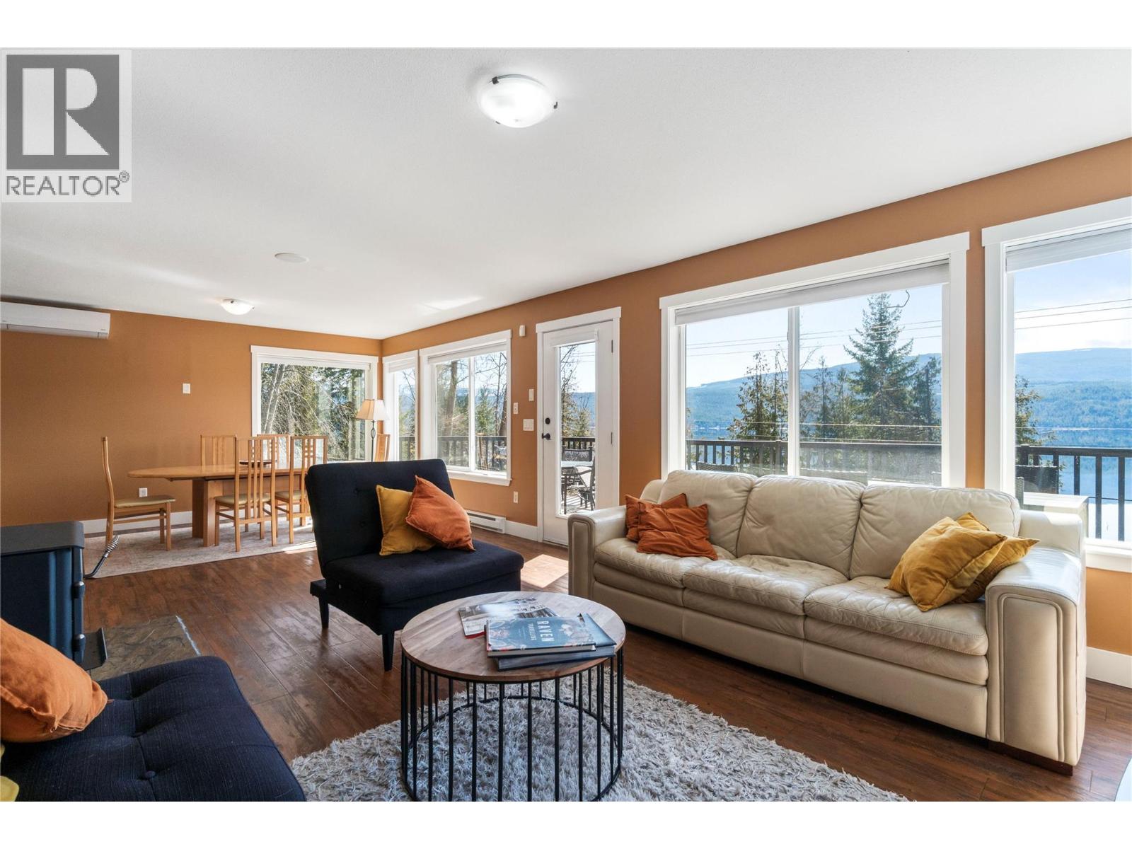 7577 Squilax Anglemont Road, Anglemont, British Columbia  V0E 1M8 - Photo 16 - 10382691