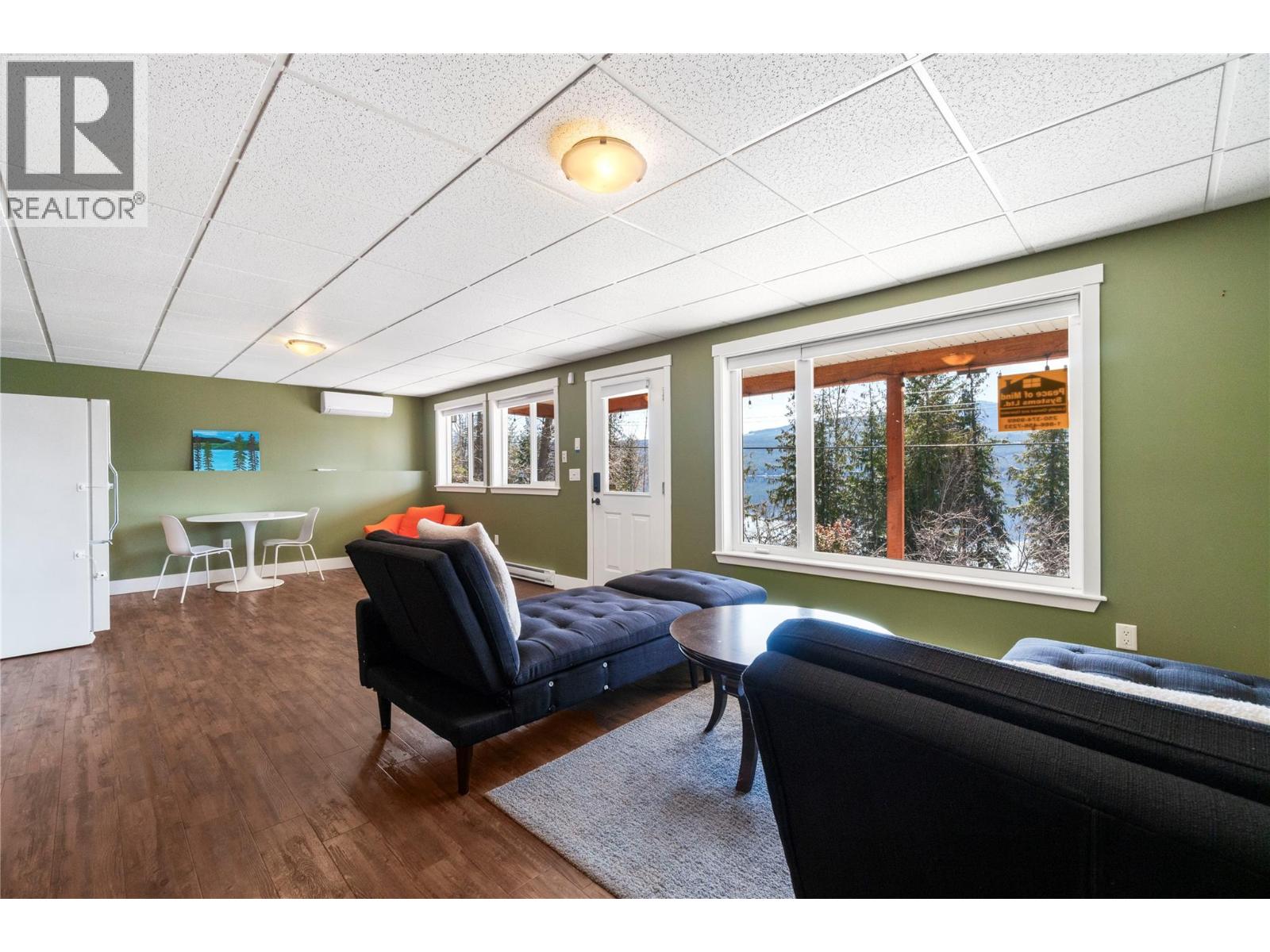 7577 Squilax Anglemont Road, Anglemont, British Columbia  V0E 1M8 - Photo 28 - 10382691