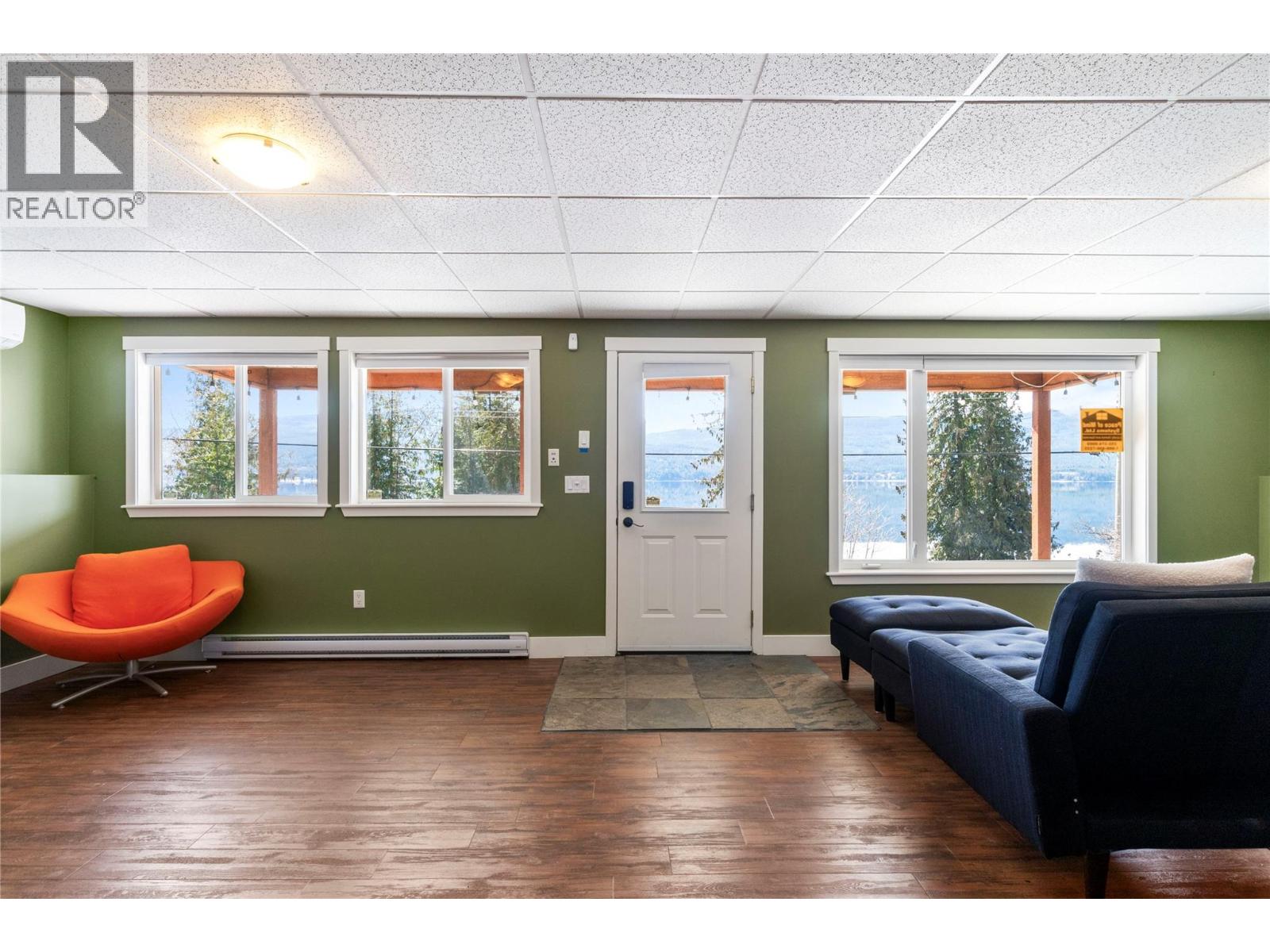 7577 Squilax Anglemont Road, Anglemont, British Columbia  V0E 1M8 - Photo 36 - 10382691