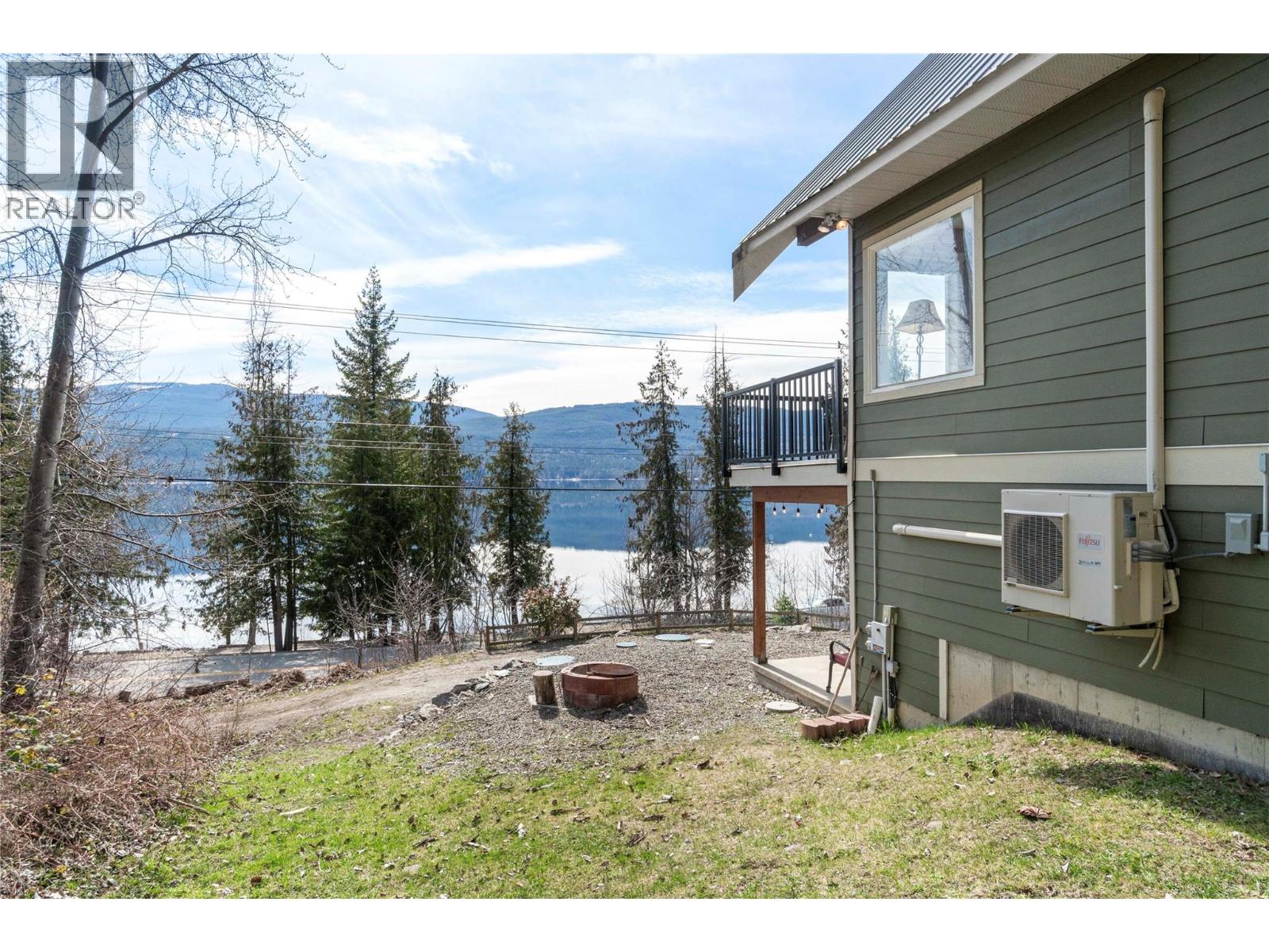 7577 Squilax Anglemont Road, Anglemont, British Columbia  V0E 1M8 - Photo 38 - 10382691