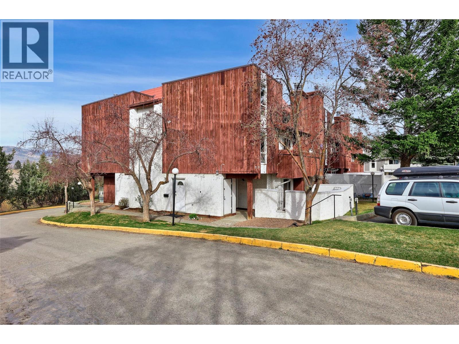 1435 Summit Drive Unit# 54, Kamloops, British Columbia  V2E 1S4 - Photo 2 - 10382442