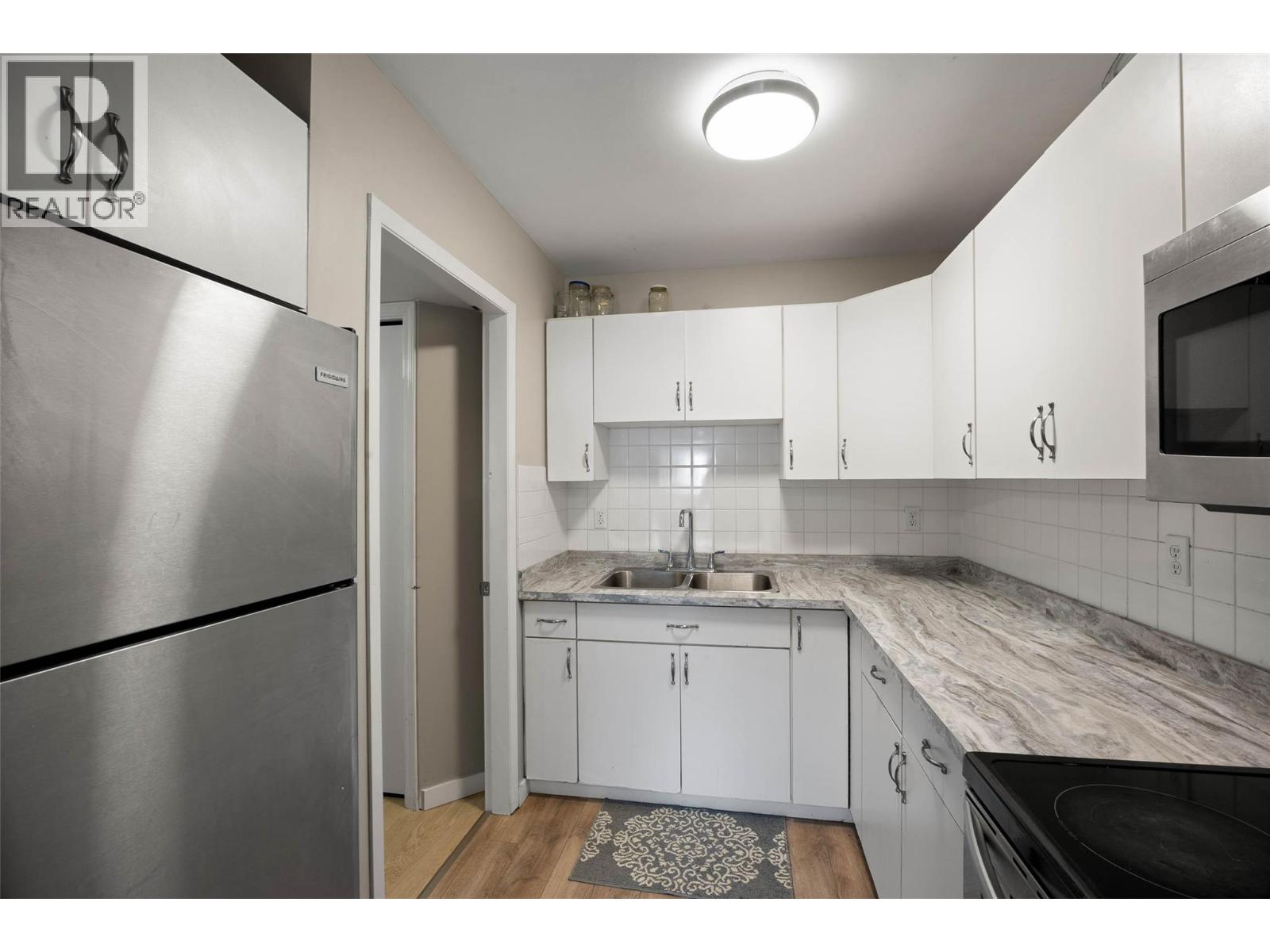 1435 Summit Drive Unit# 54, Kamloops, British Columbia  V2E 1S4 - Photo 8 - 10382442