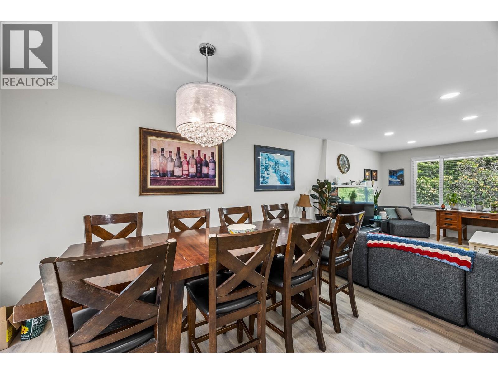 2103 Valleyview Drive, Kamloops, British Columbia  V2C 4C3 - Photo 9 - 10382697