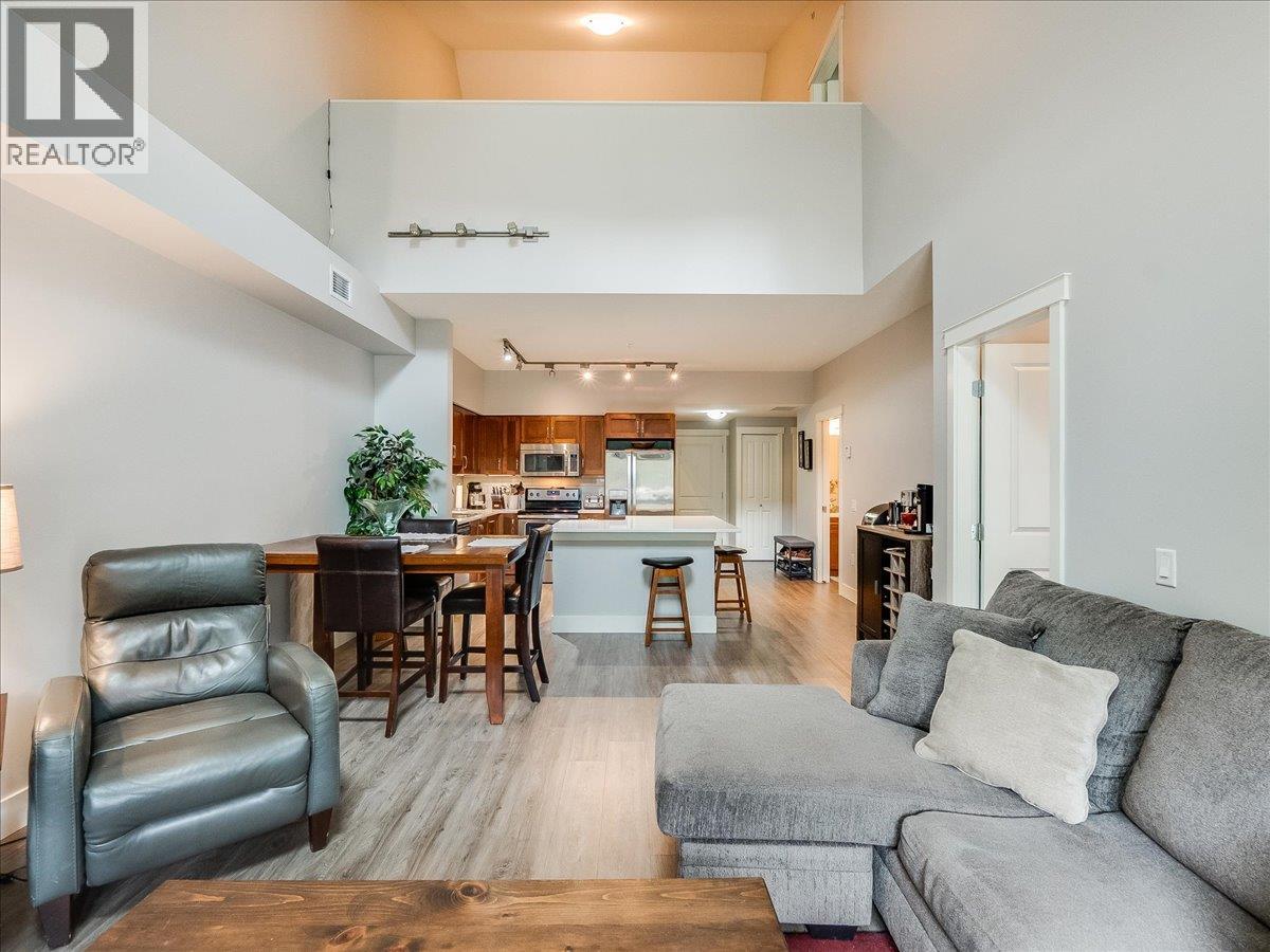 5570 Broadwater Road Unit# 314, Castlegar, British Columbia  V1N 0A1 - Photo 4 - 10382398