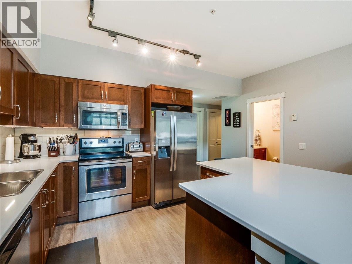 5570 Broadwater Road Unit# 314, Castlegar, British Columbia  V1N 0A1 - Photo 9 - 10382398