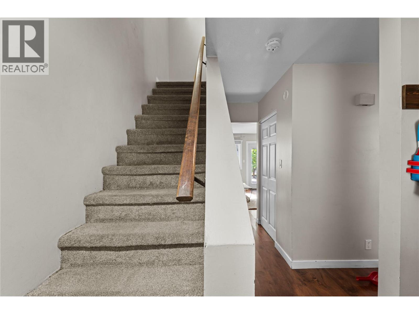 700 Collingwood Drive Unit# 4, Kamloops, British Columbia  V2B 6B9 - Photo 9 - 10382673