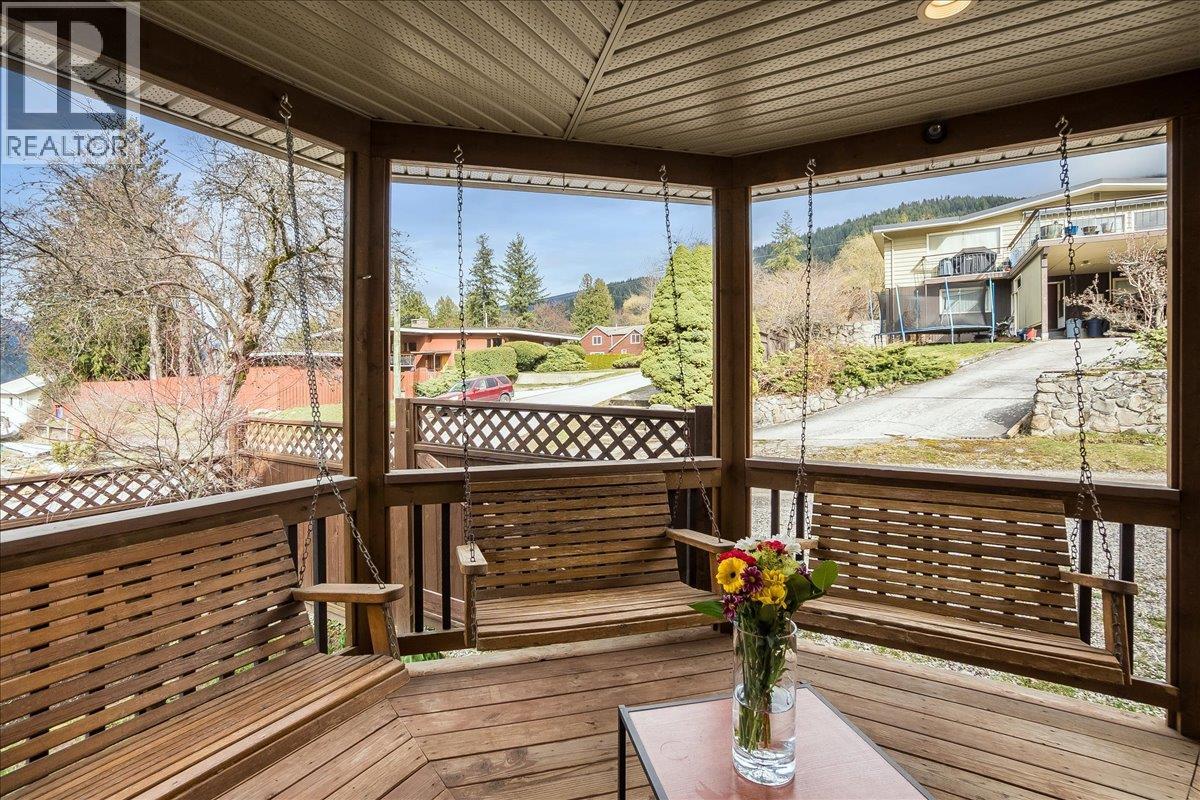 704 Fell Street, Nelson, British Columbia  V1l 3M9 - Photo 7 - 10382311