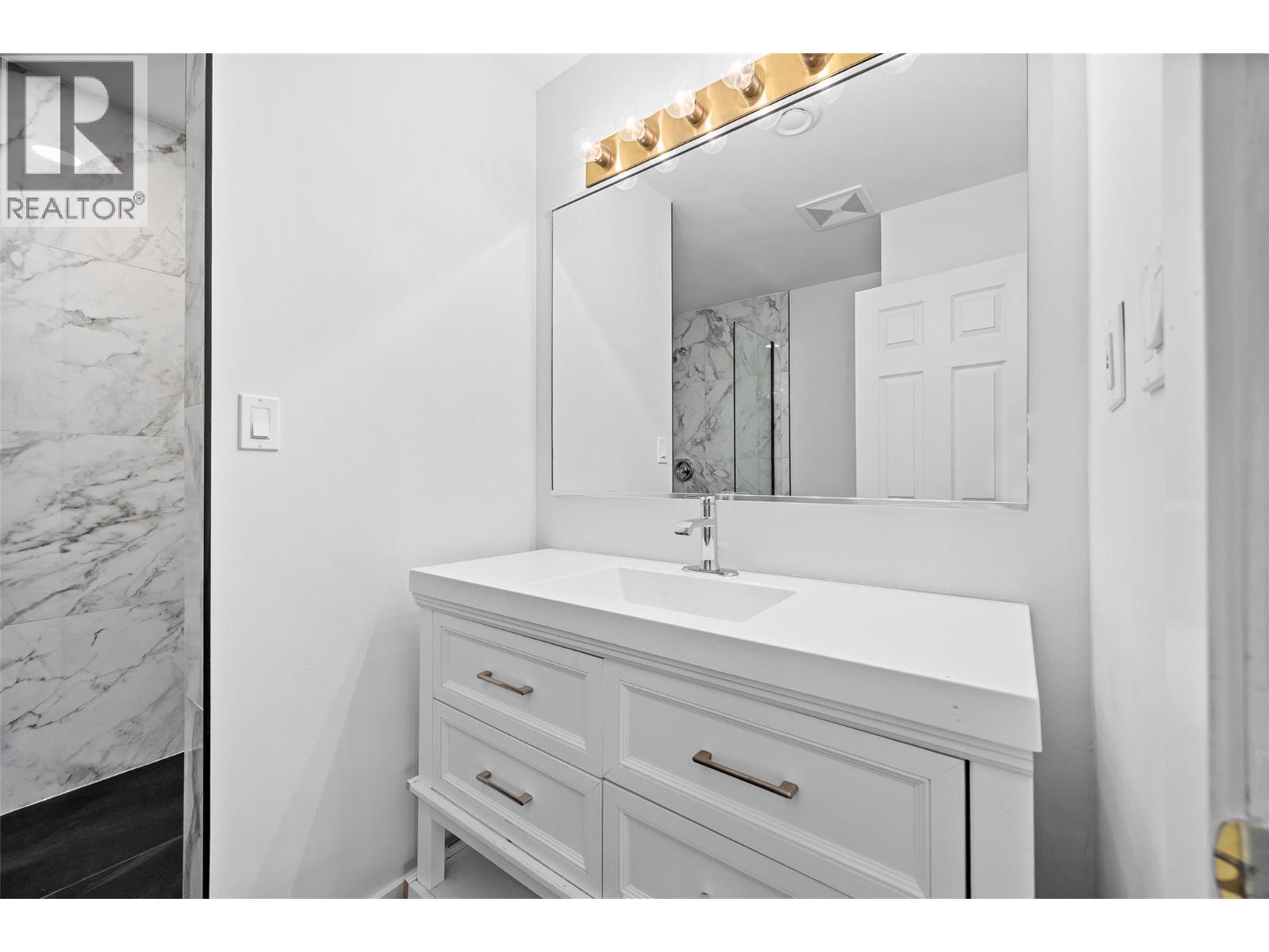 2741 Benedick Road, West Kelowna, British Columbia  V1Z 1V1 - Photo 47 - 10382200