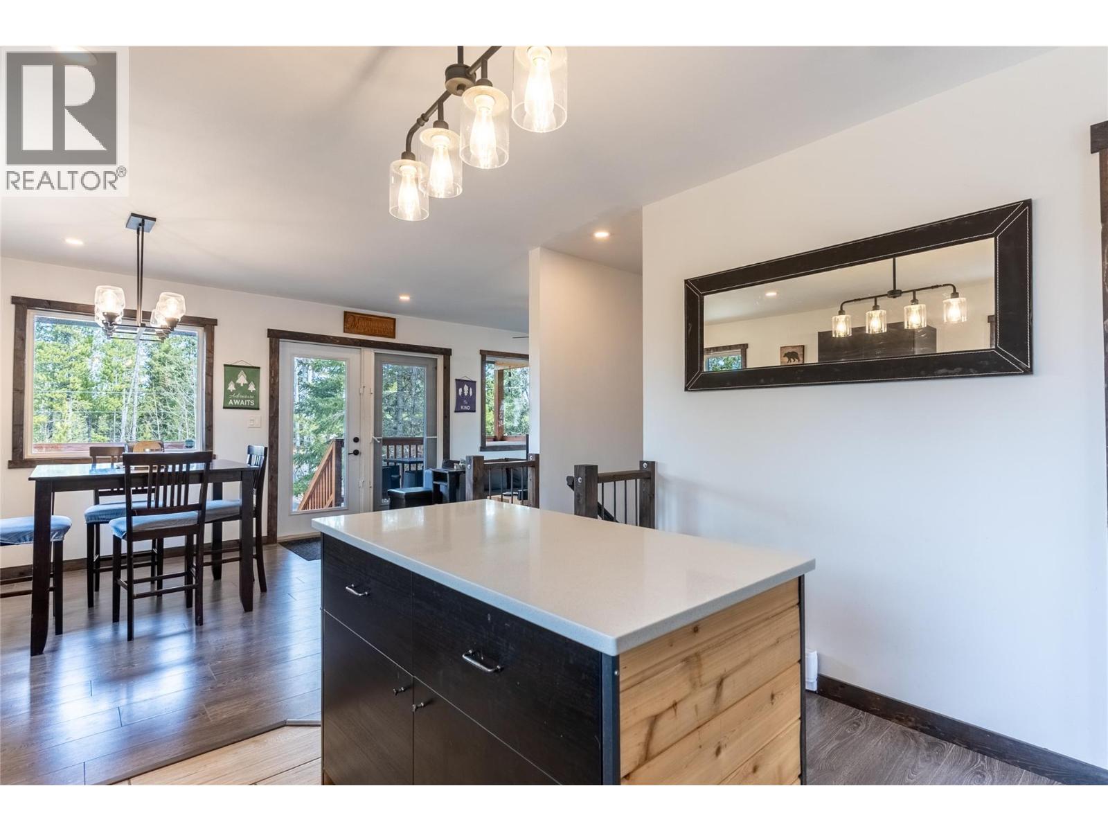 3888 Lookout Drive, Kamloops, British Columbia  V1S 1Y8 - Photo 10 - 10382612