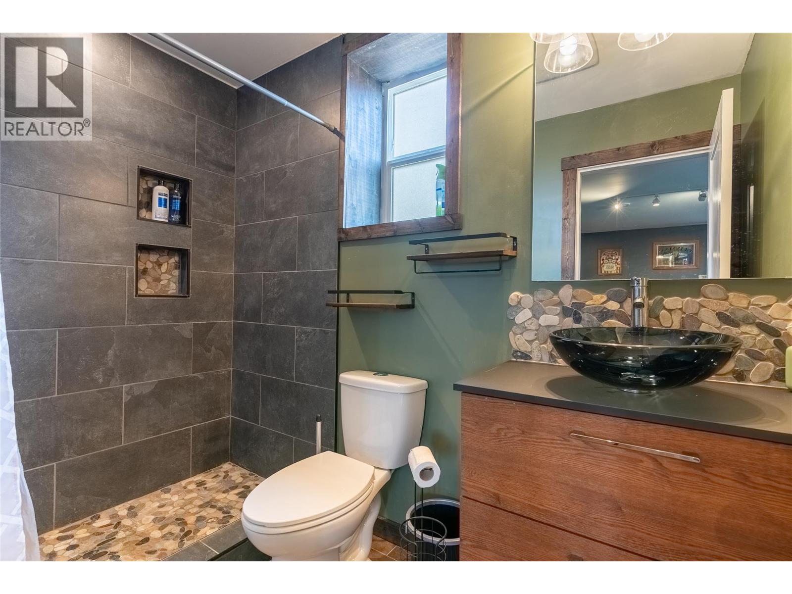 3888 Lookout Drive, Kamloops, British Columbia  V1S 1Y8 - Photo 19 - 10382612