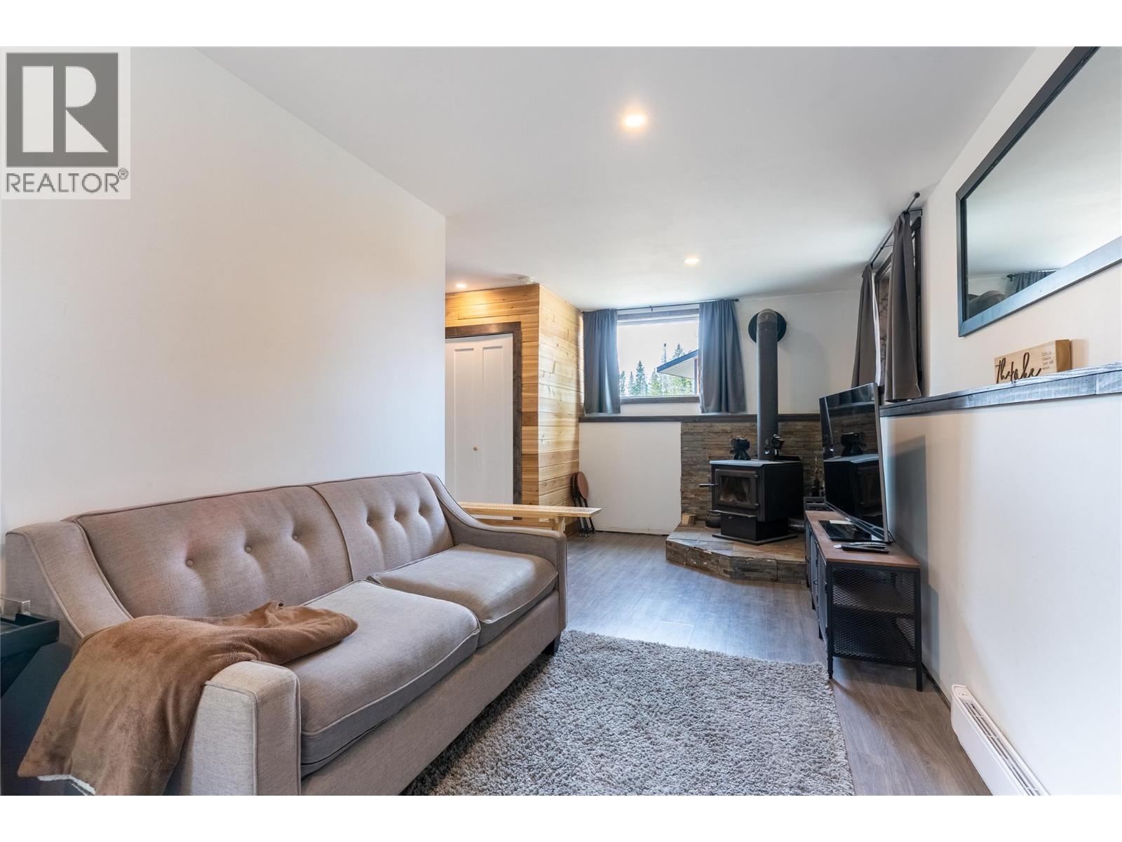 3888 Lookout Drive, Kamloops, British Columbia  V1S 1Y8 - Photo 24 - 10382612