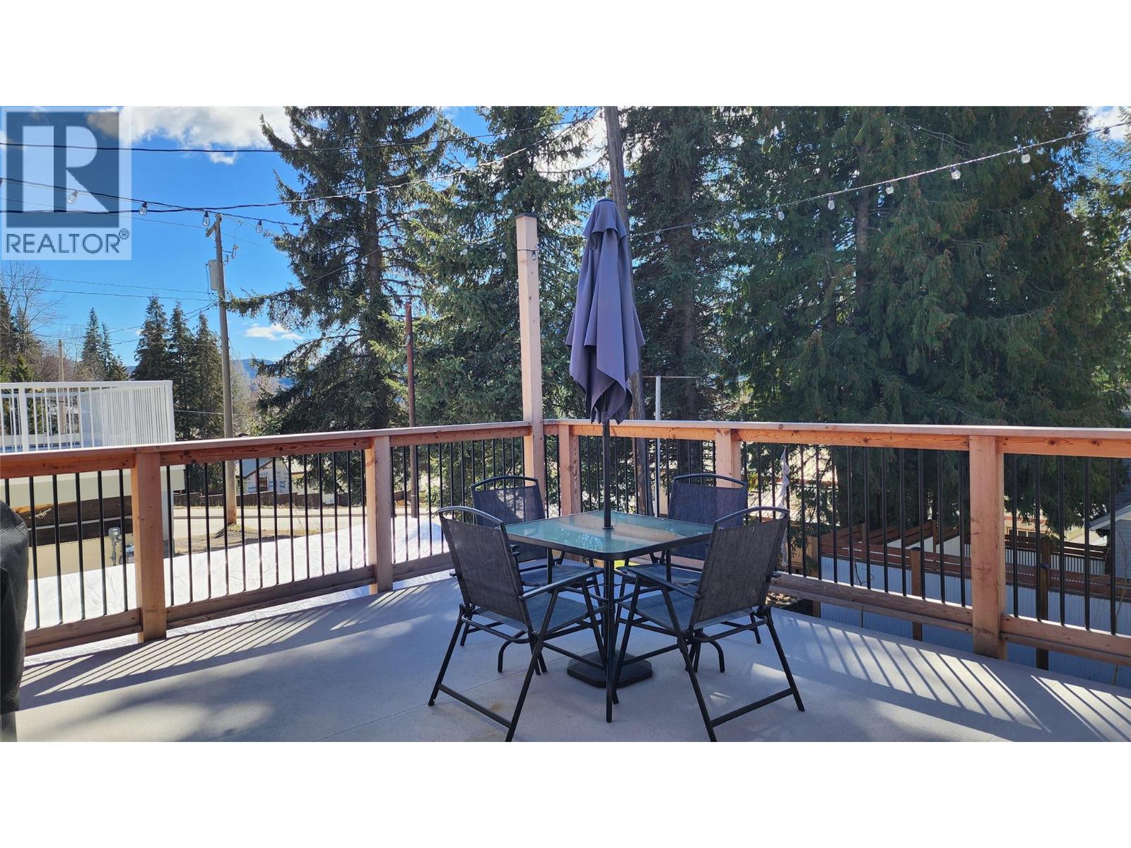1675 Leroi Avenue, Rossland, British Columbia  V0G 1Y0 - Photo 29 - 10382537