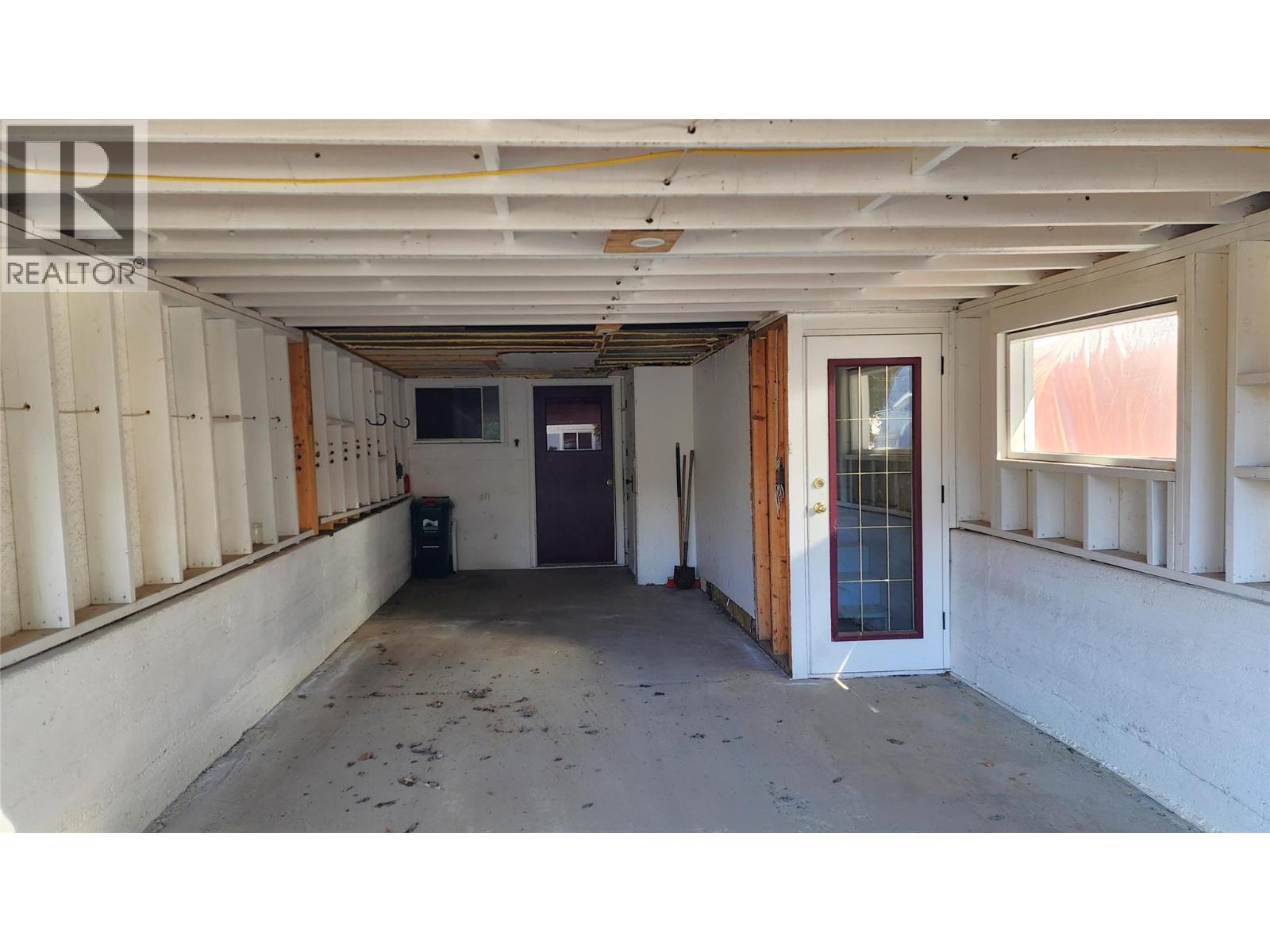 1675 Leroi Avenue, Rossland, British Columbia  V0G 1Y0 - Photo 36 - 10382537