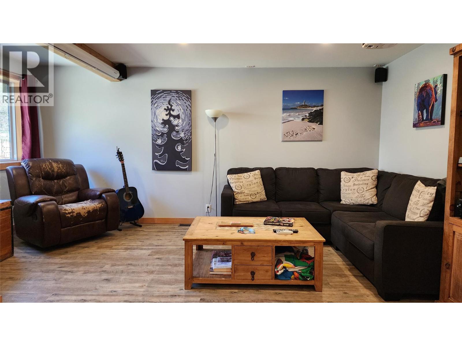 1675 Leroi Avenue, Rossland, British Columbia  V0G 1Y0 - Photo 5 - 10382537