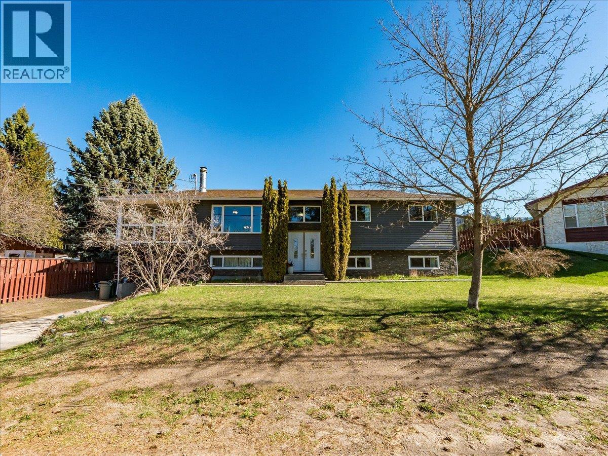 86 Bluebird Road, Fruitvale, British Columbia  V0G 1L1 - Photo 1 - 10382394