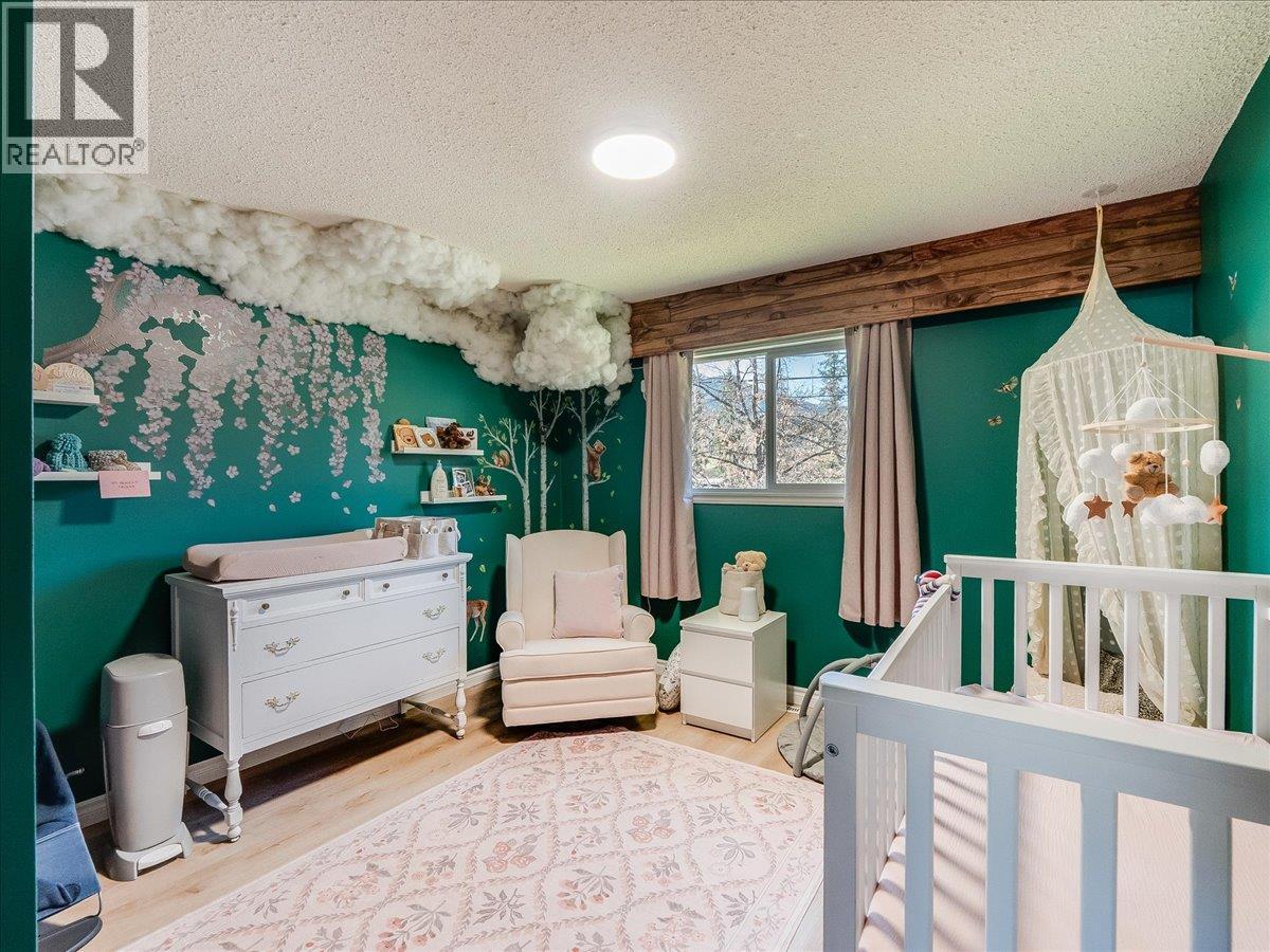 86 Bluebird Road, Fruitvale, British Columbia  V0G 1L1 - Photo 20 - 10382394