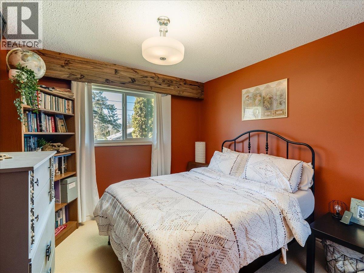 86 Bluebird Road, Fruitvale, British Columbia  V0G 1L1 - Photo 24 - 10382394