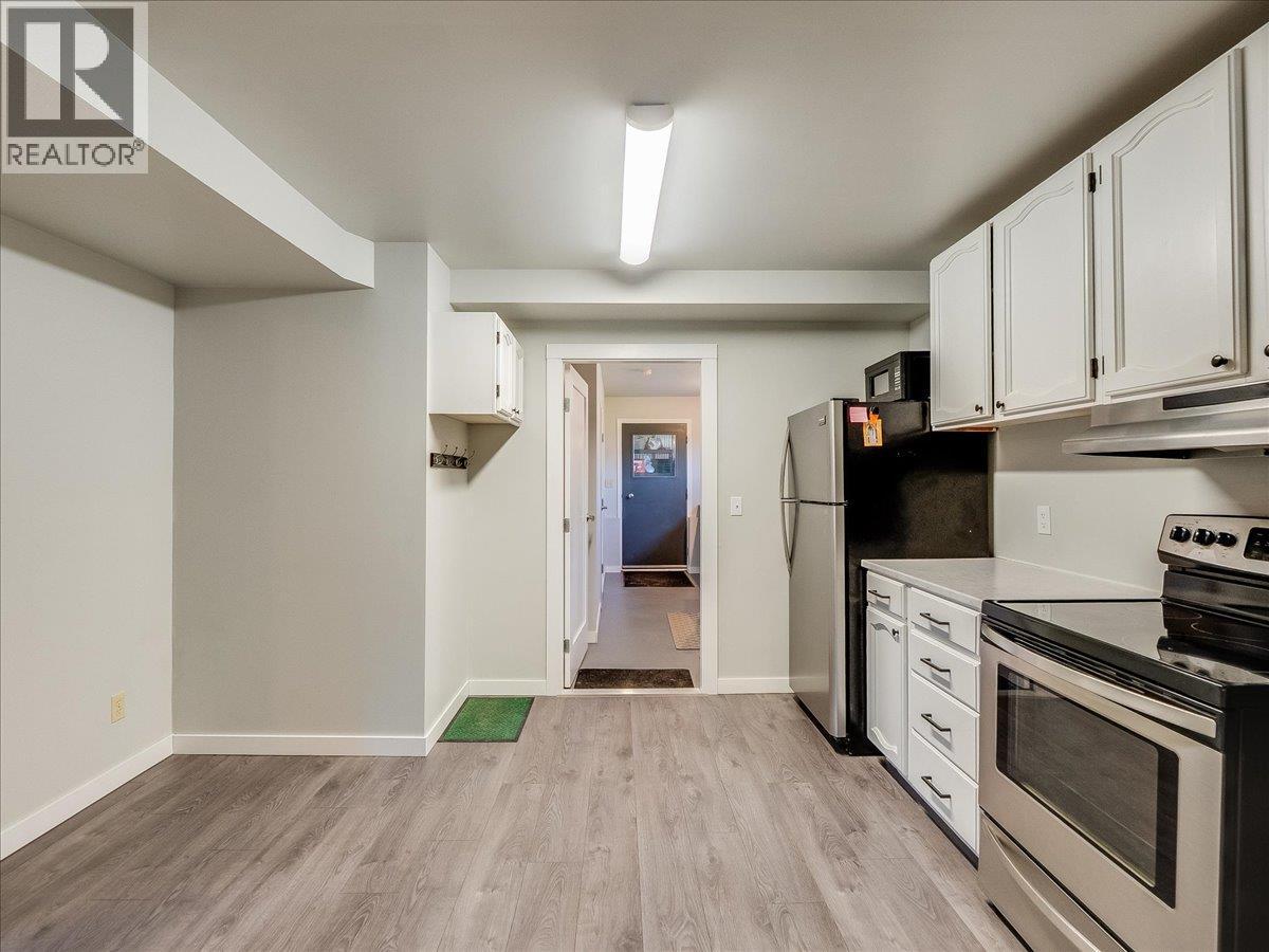 86 Bluebird Road, Fruitvale, British Columbia  V0G 1L1 - Photo 29 - 10382394