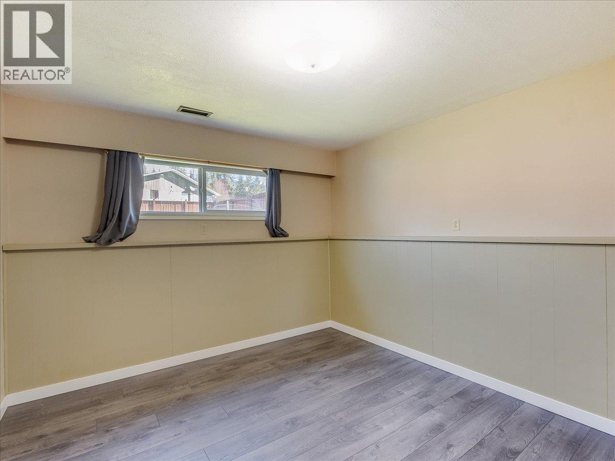 86 Bluebird Road, Fruitvale, British Columbia  V0G 1L1 - Photo 33 - 10382394