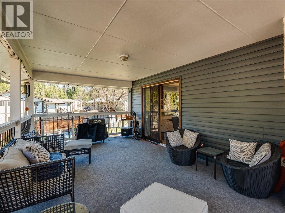 86 Bluebird Road, Fruitvale, British Columbia  V0G 1L1 - Photo 48 - 10382394