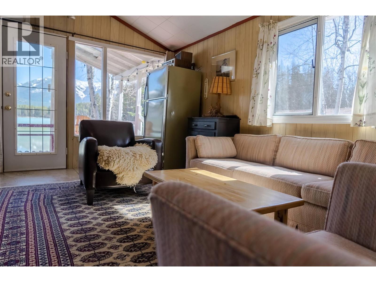 1415 Tie Lake Shore S Road, Jaffray, British Columbia  V0B 1T0 - Photo 12 - 10380820