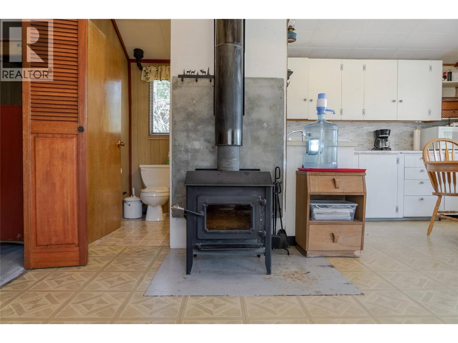 1415 Tie Lake Shore S Road, Jaffray, British Columbia  V0B 1T0 - Photo 14 - 10380820