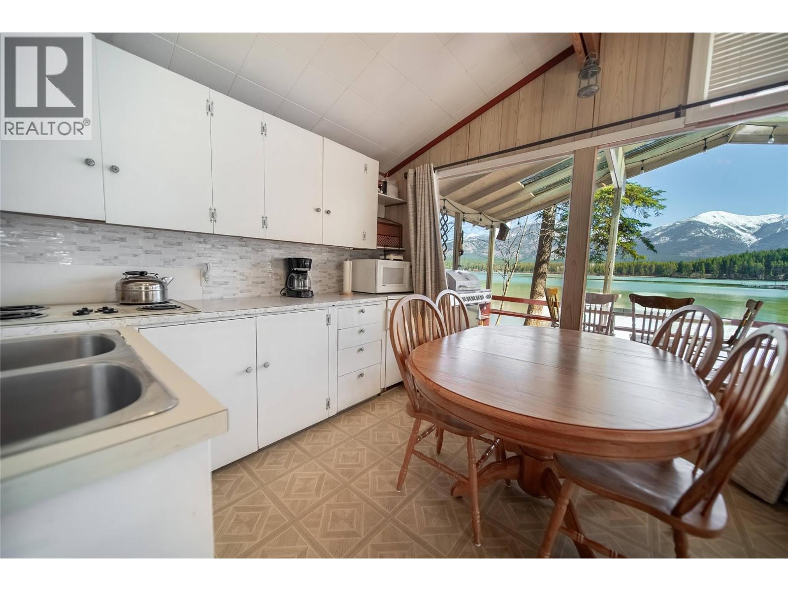 1415 Tie Lake Shore S Road, Jaffray, British Columbia  V0B 1T0 - Photo 15 - 10380820