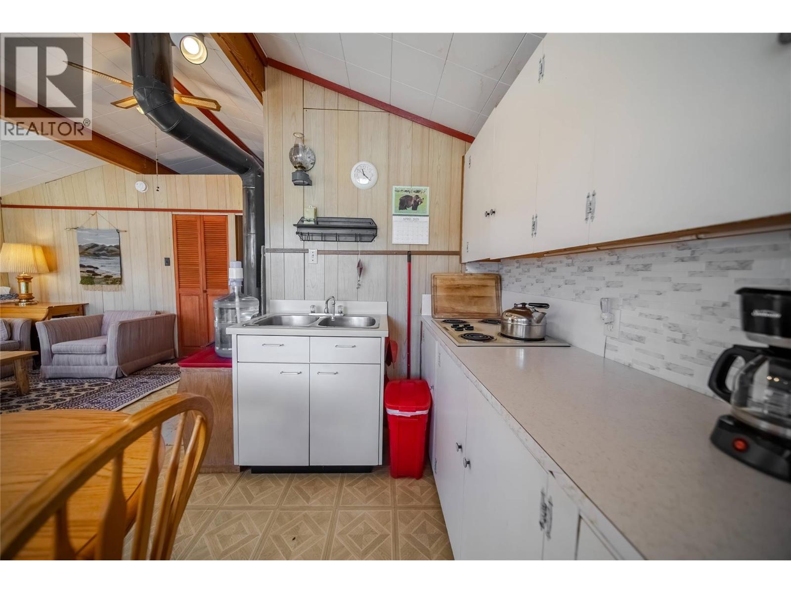 1415 Tie Lake Shore S Road, Jaffray, British Columbia  V0B 1T0 - Photo 19 - 10380820