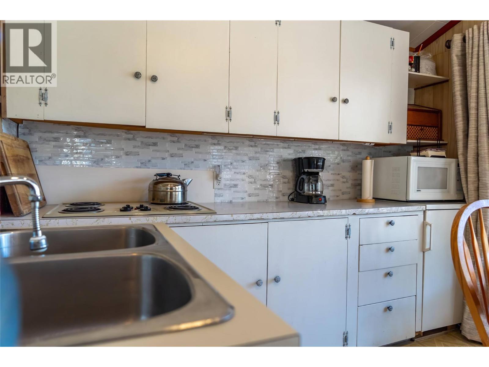 1415 Tie Lake Shore S Road, Jaffray, British Columbia  V0B 1T0 - Photo 20 - 10380820