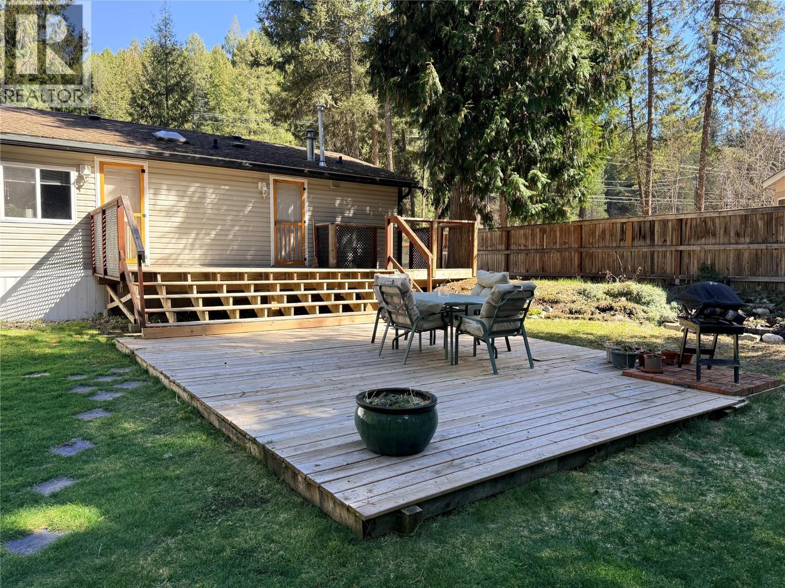 2135 Hunter Frontage Road, Christina Lake, British Columbia  V0H 1E2 - Photo 34 - 10382093