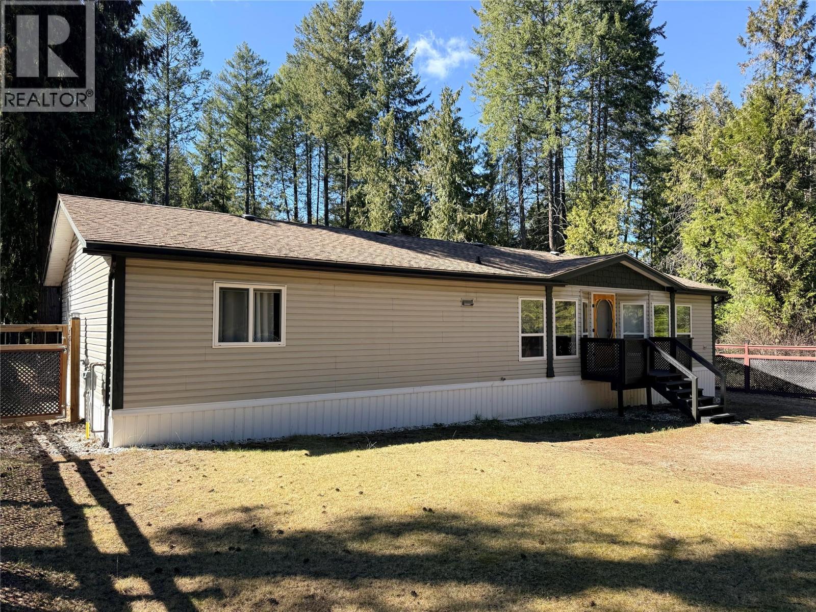 2135 Hunter Frontage Road, Christina Lake, British Columbia  V0H 1E2 - Photo 45 - 10382093