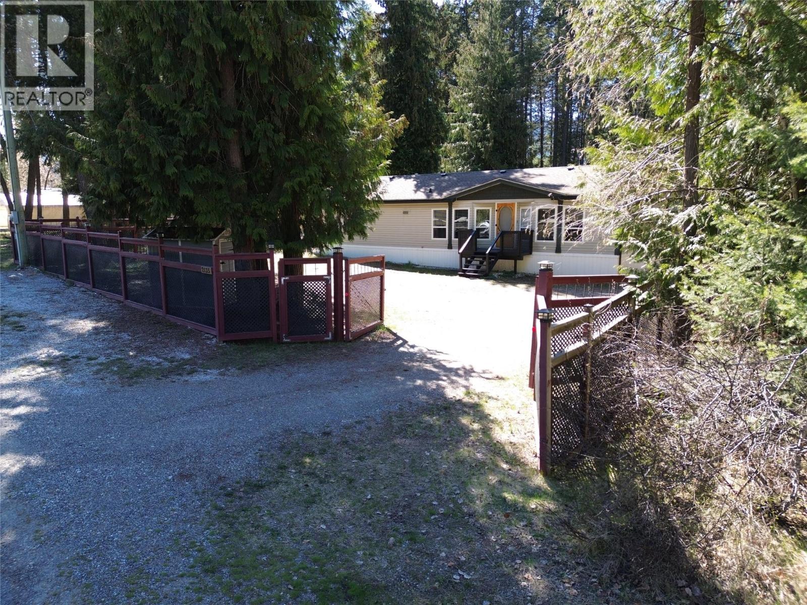 2135 Hunter Frontage Road, Christina Lake, British Columbia  V0H 1E2 - Photo 46 - 10382093