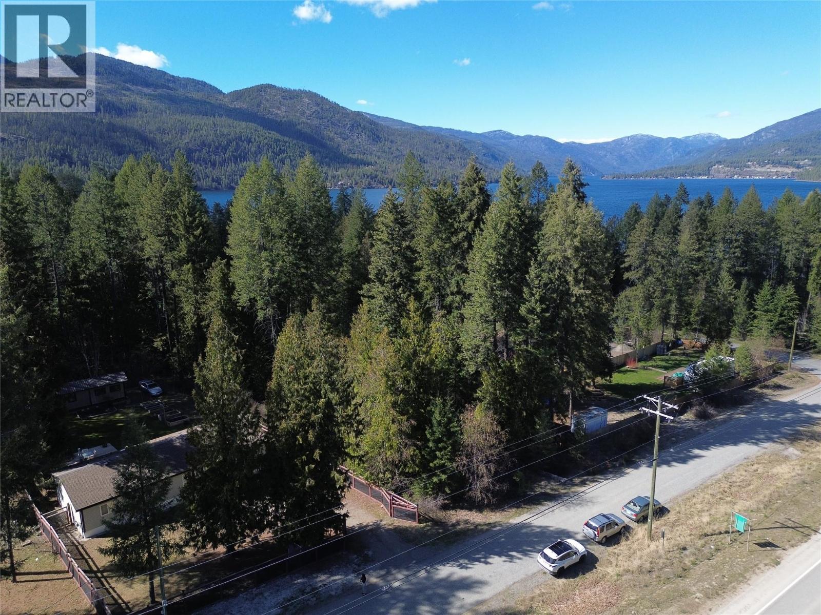 2135 Hunter Frontage Road, Christina Lake, British Columbia  V0H 1E2 - Photo 6 - 10382093