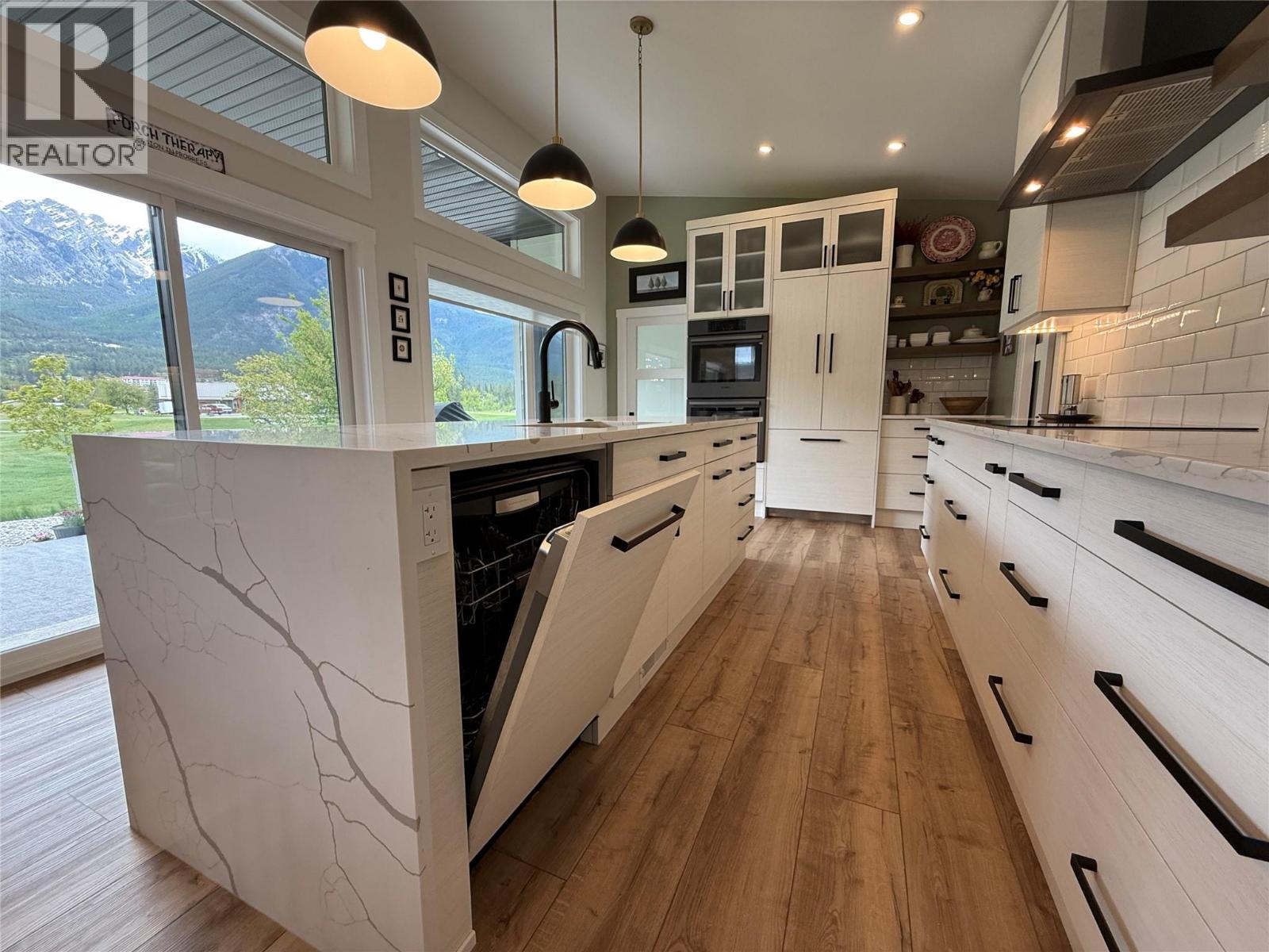 4962 Riverside Drive, Fairmont Hot Springs, British Columbia  V0B 1L1 - Photo 9 - 10382581