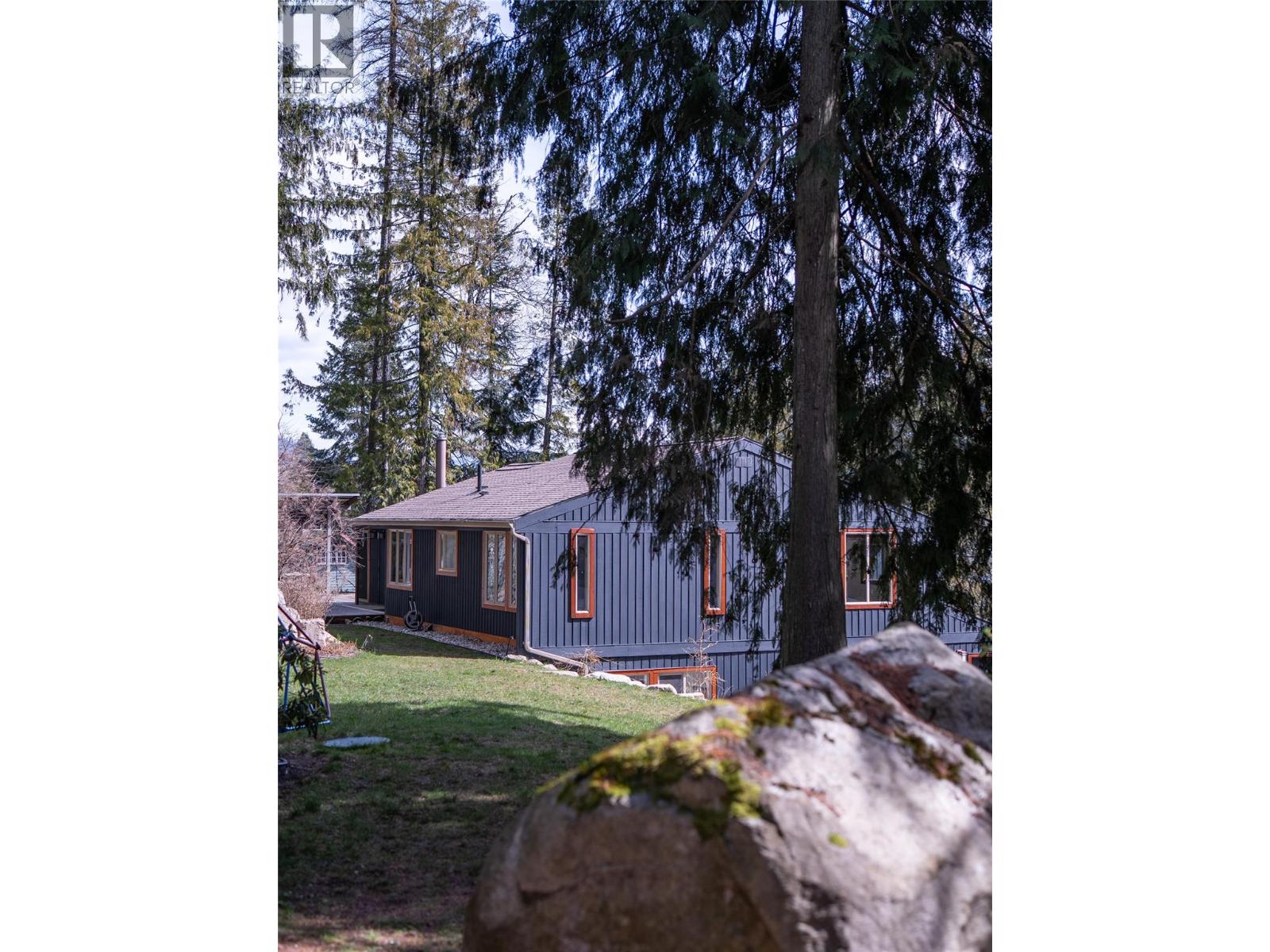 4139 Granger Road, Nelson, British Columbia  V1L 6T1 - Photo 57 - 10382085