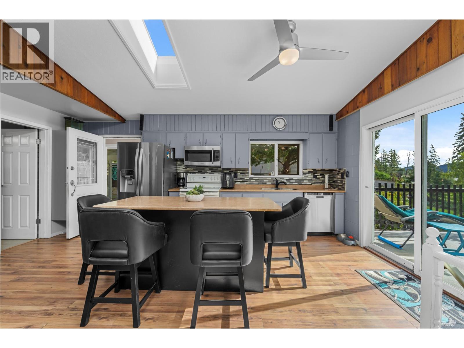 2348 Ojibway Road, Kamloops, British Columbia  V2H 1P1 - Photo 10 - 10382717