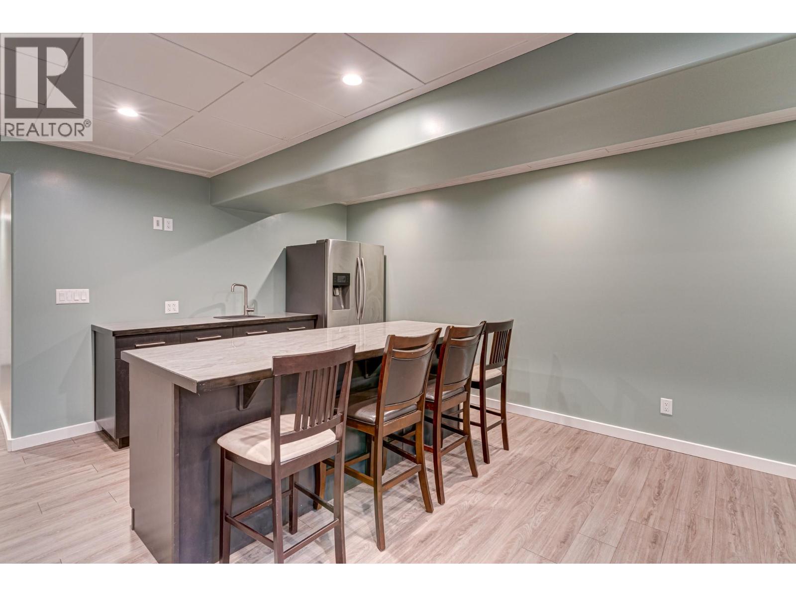 5 Caledonia Place, Elkford, British Columbia  V0B 1H0 - Photo 39 - 10382045