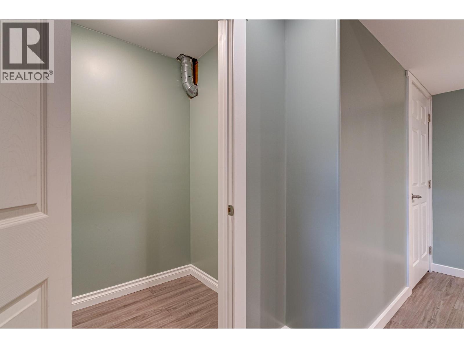 5 Caledonia Place, Elkford, British Columbia  V0B 1H0 - Photo 44 - 10382045