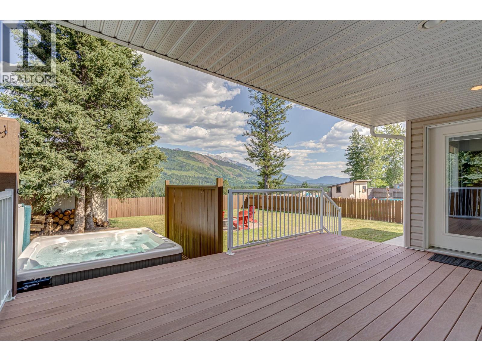 5 Caledonia Place, Elkford, British Columbia  V0B 1H0 - Photo 47 - 10382045