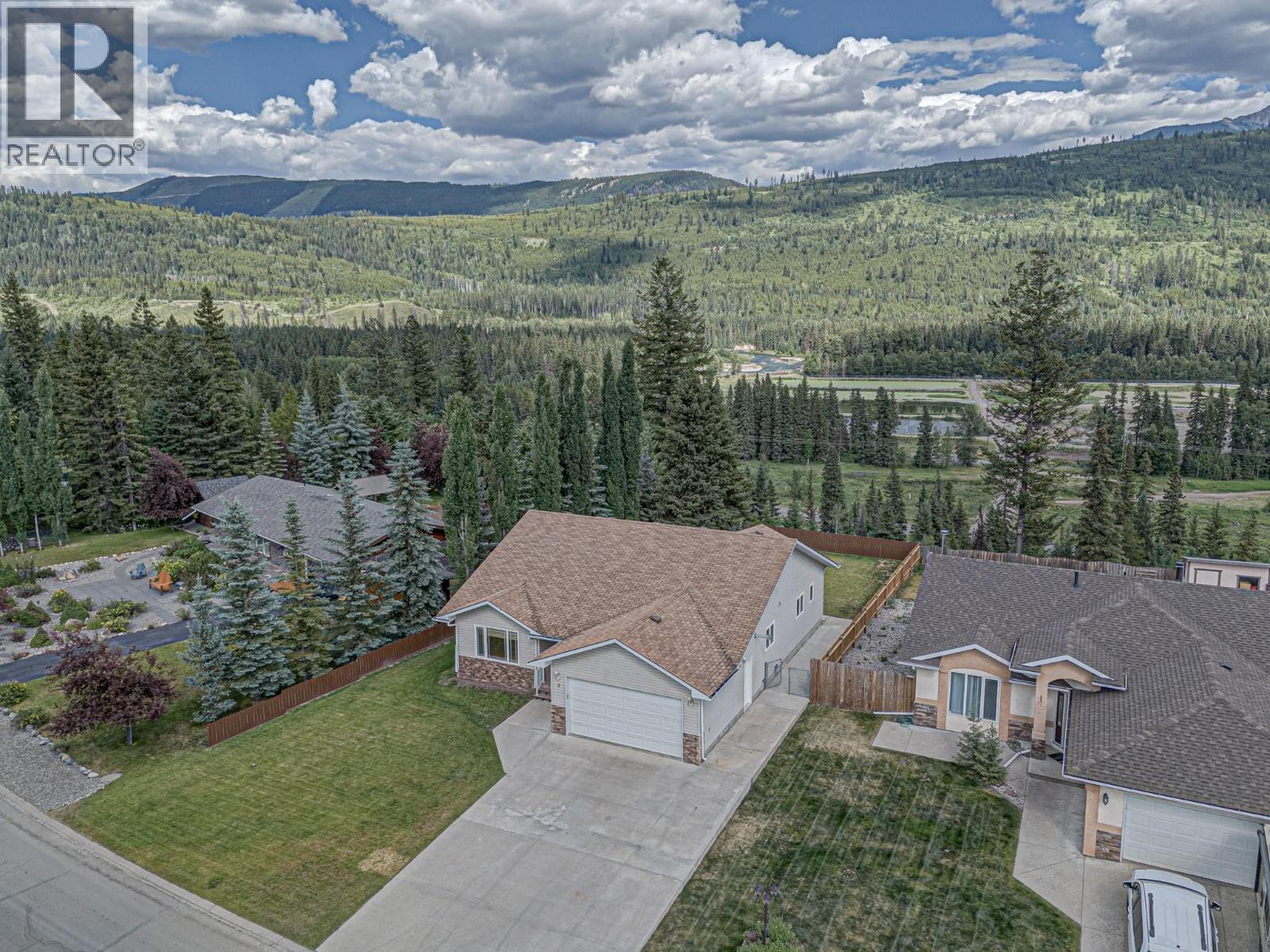 5 Caledonia Place, Elkford, British Columbia  V0B 1H0 - Photo 65 - 10382045