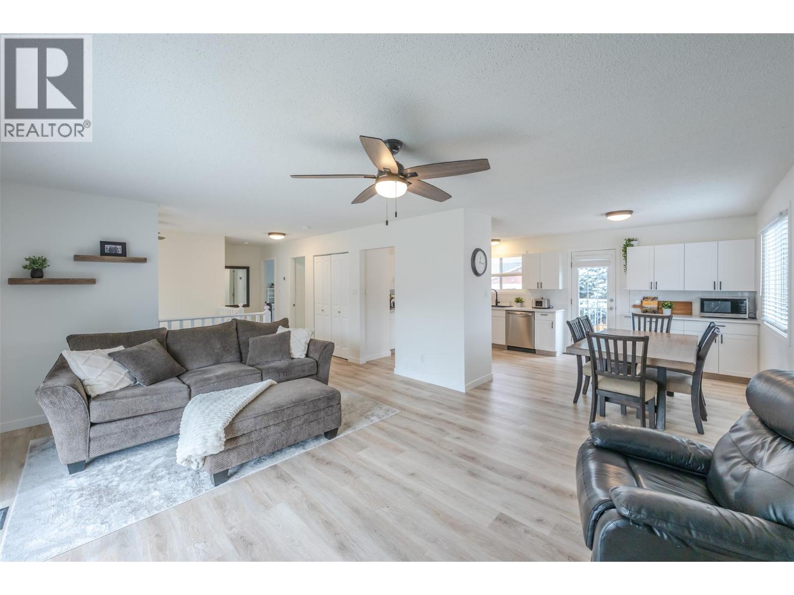 1584 Beatty Street, Penticton, British Columbia  V2A 7B3 - Photo 5 - 10380508