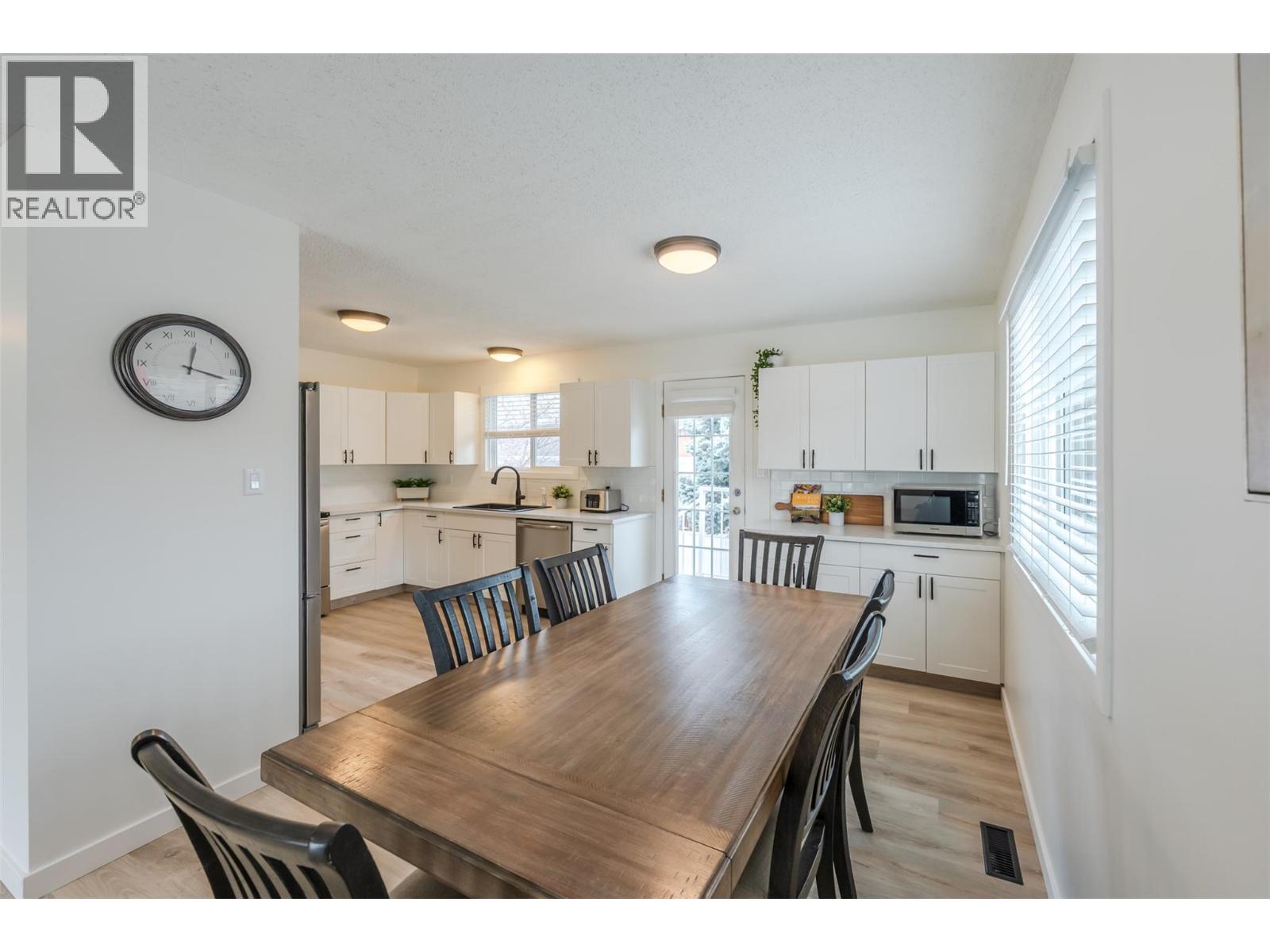 1584 Beatty Street, Penticton, British Columbia  V2A 7B3 - Photo 8 - 10380508