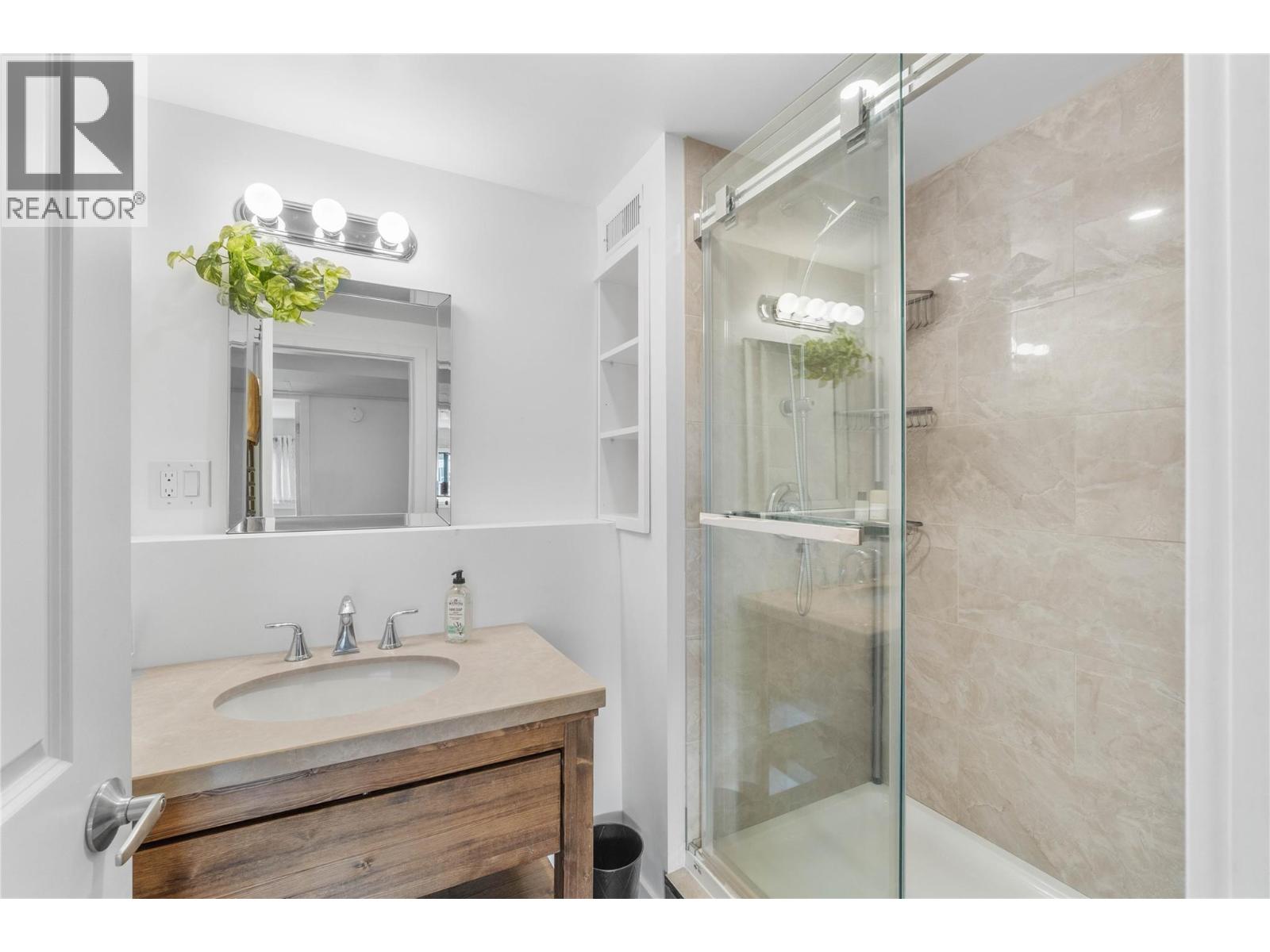 4857 Bolean Drive, Kamloops, British Columbia  V2H 1M3 - Photo 26 - 10382075