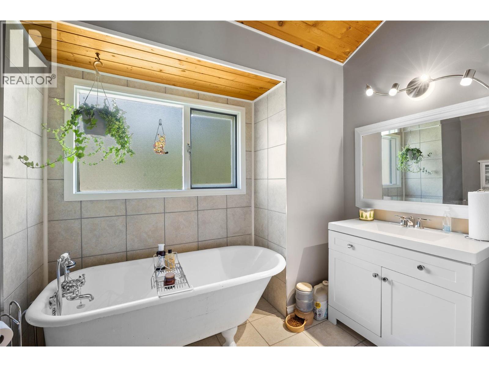 1815 Nicolls Road, Merritt, British Columbia  V1K 1N7 - Photo 30 - 10382389