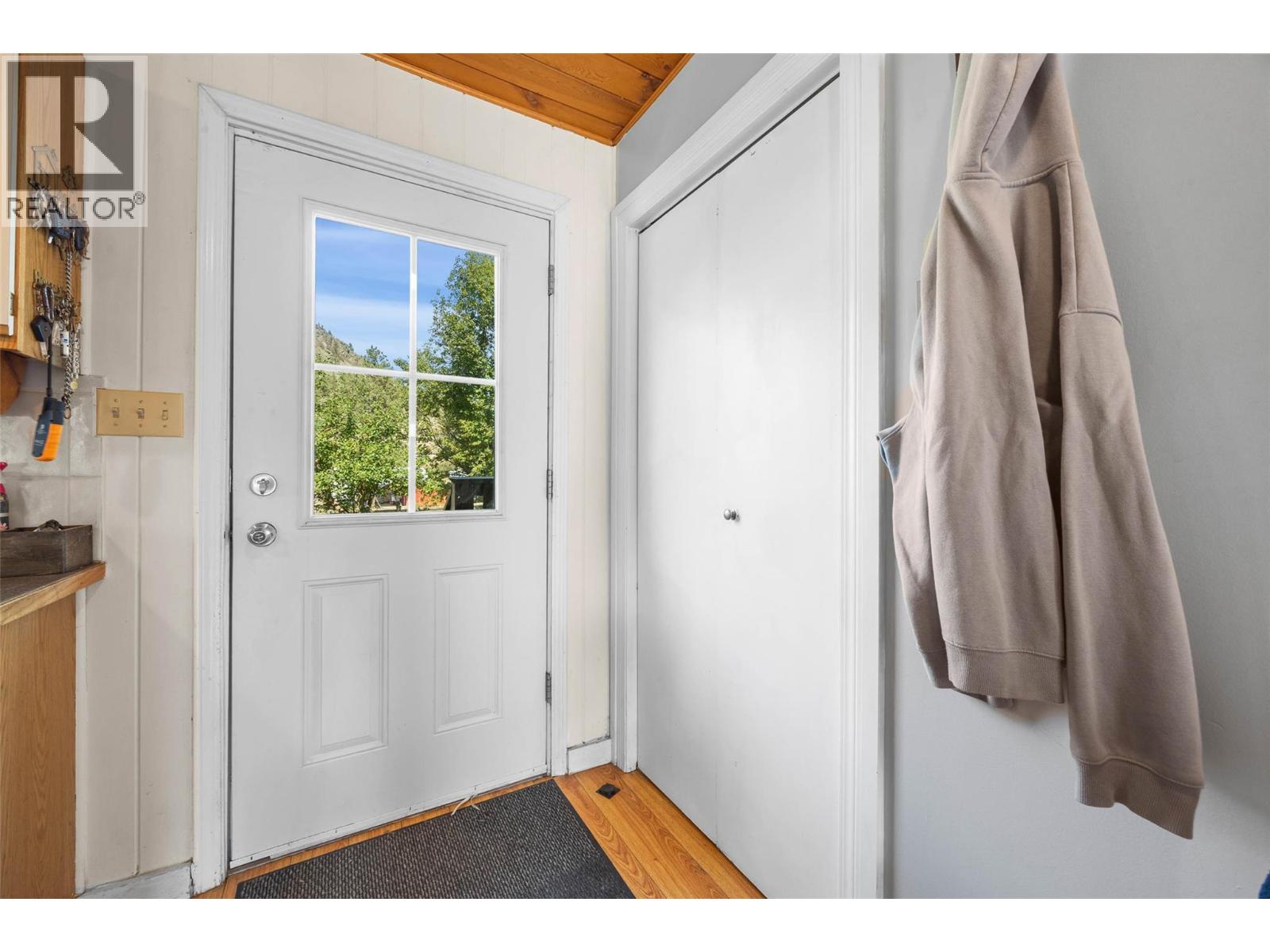 1815 Nicolls Road, Merritt, British Columbia  V1K 1N7 - Photo 6 - 10382389