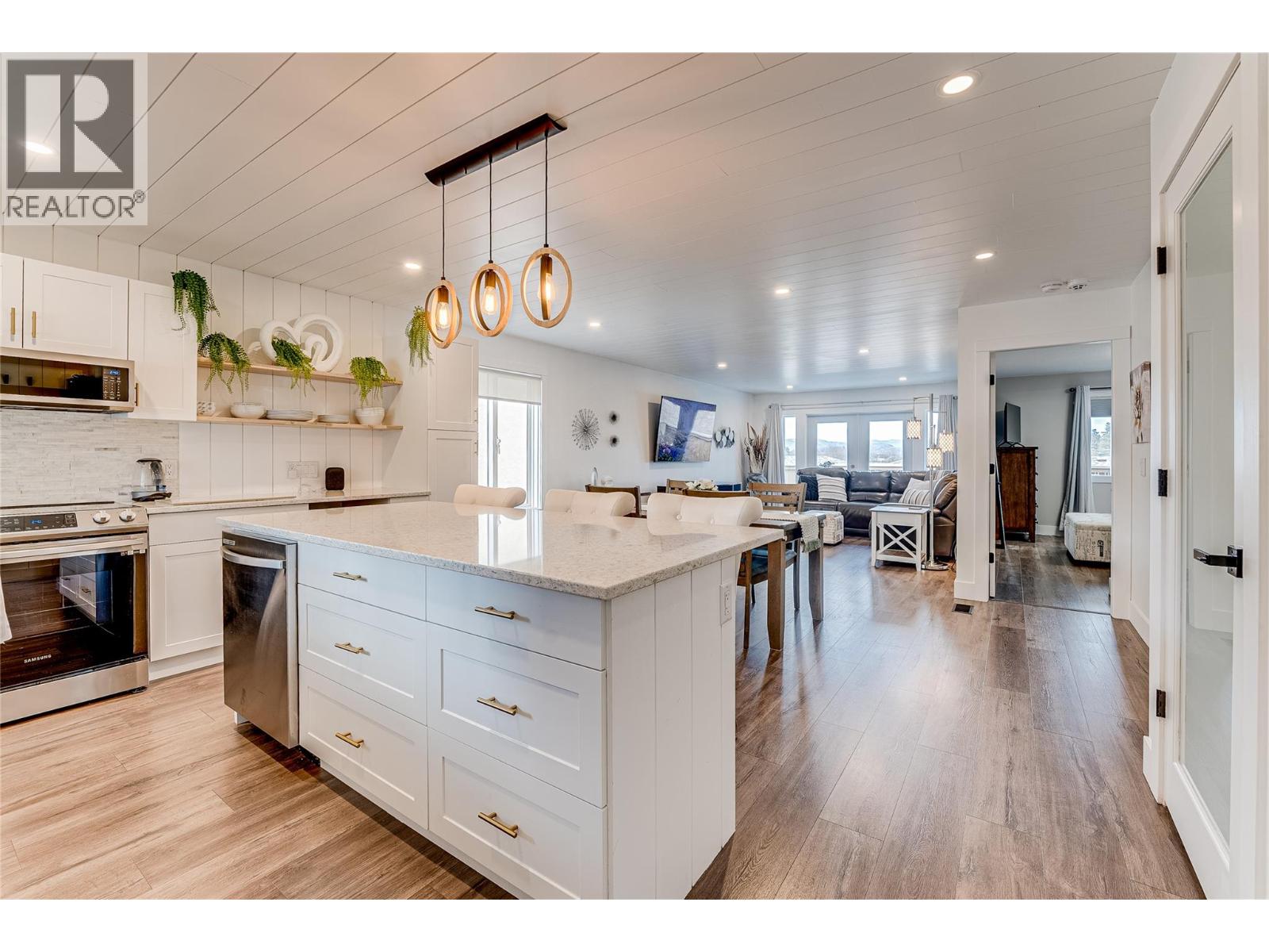 3930 20 Street Unit# 4, Vernon, British Columbia  V1T 4C9 - Photo 1 - 10382172