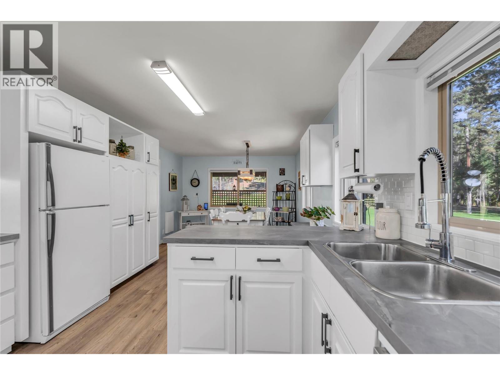 2261 Arcat Road, Princeton, British Columbia  V0X 1W0 - Photo 15 - 10382742