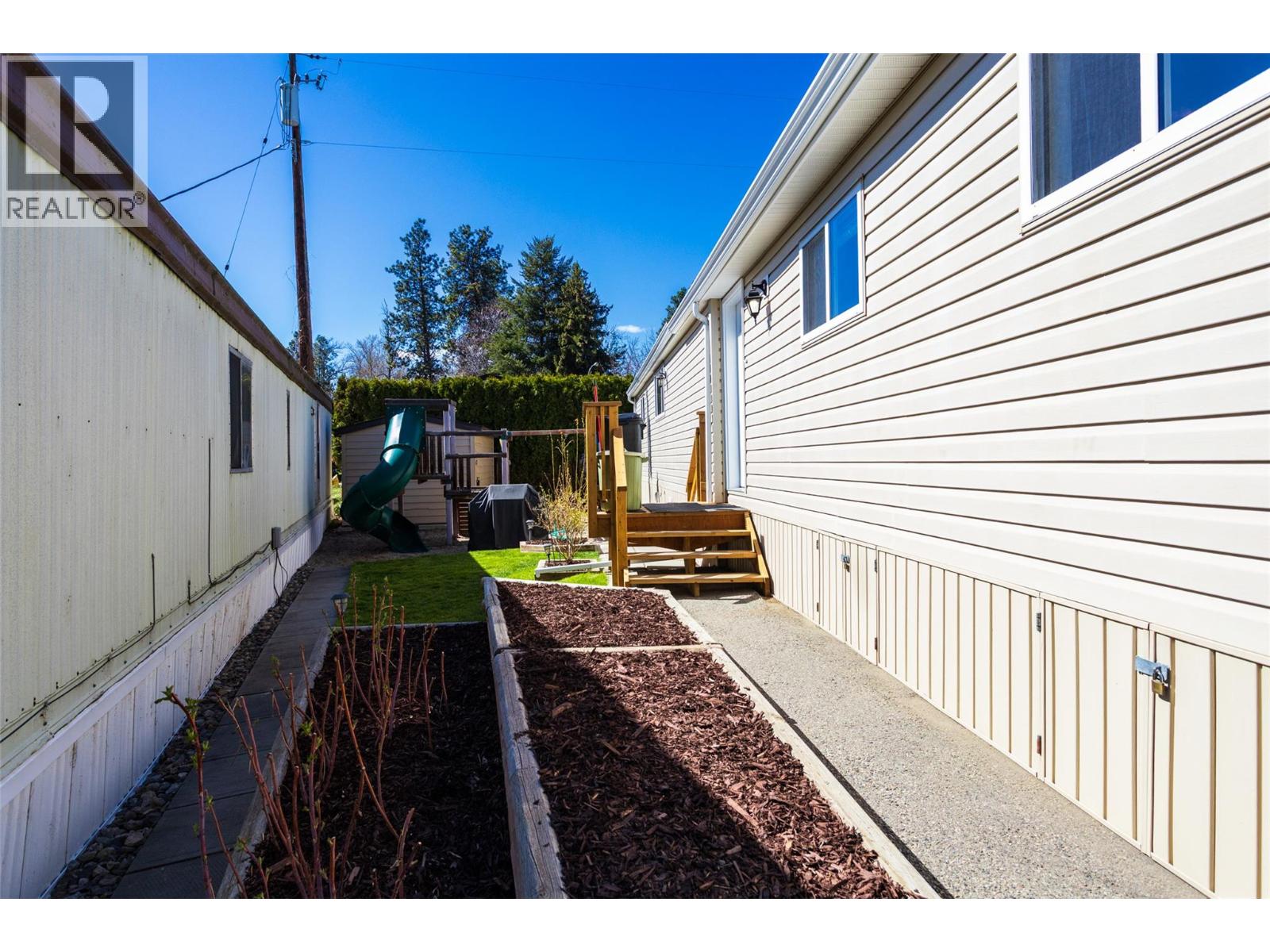 1860 Boucherie Road Unit# 71, Westbank, British Columbia  V4T 2A2 - Photo 3 - 10382711