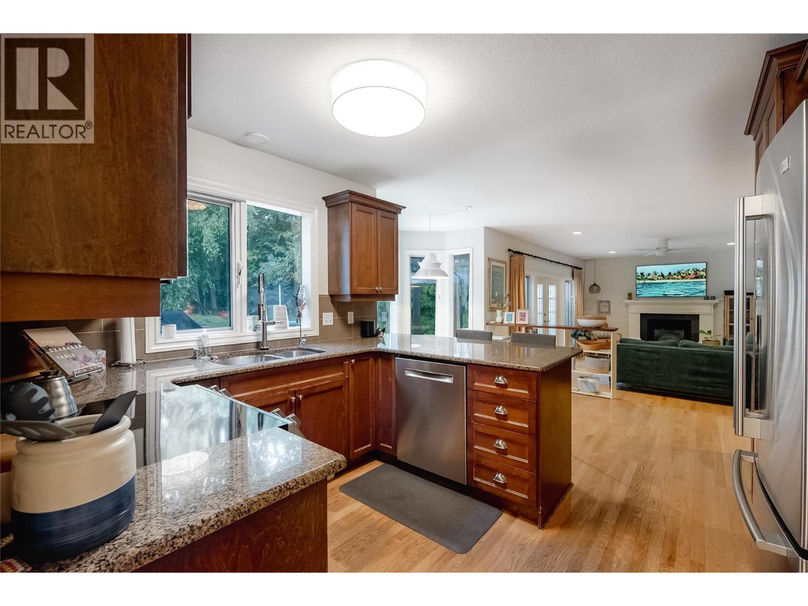 463 Cascia Drive, Kelowna, British Columbia  V1W 3C7 - Photo 11 - 10382220